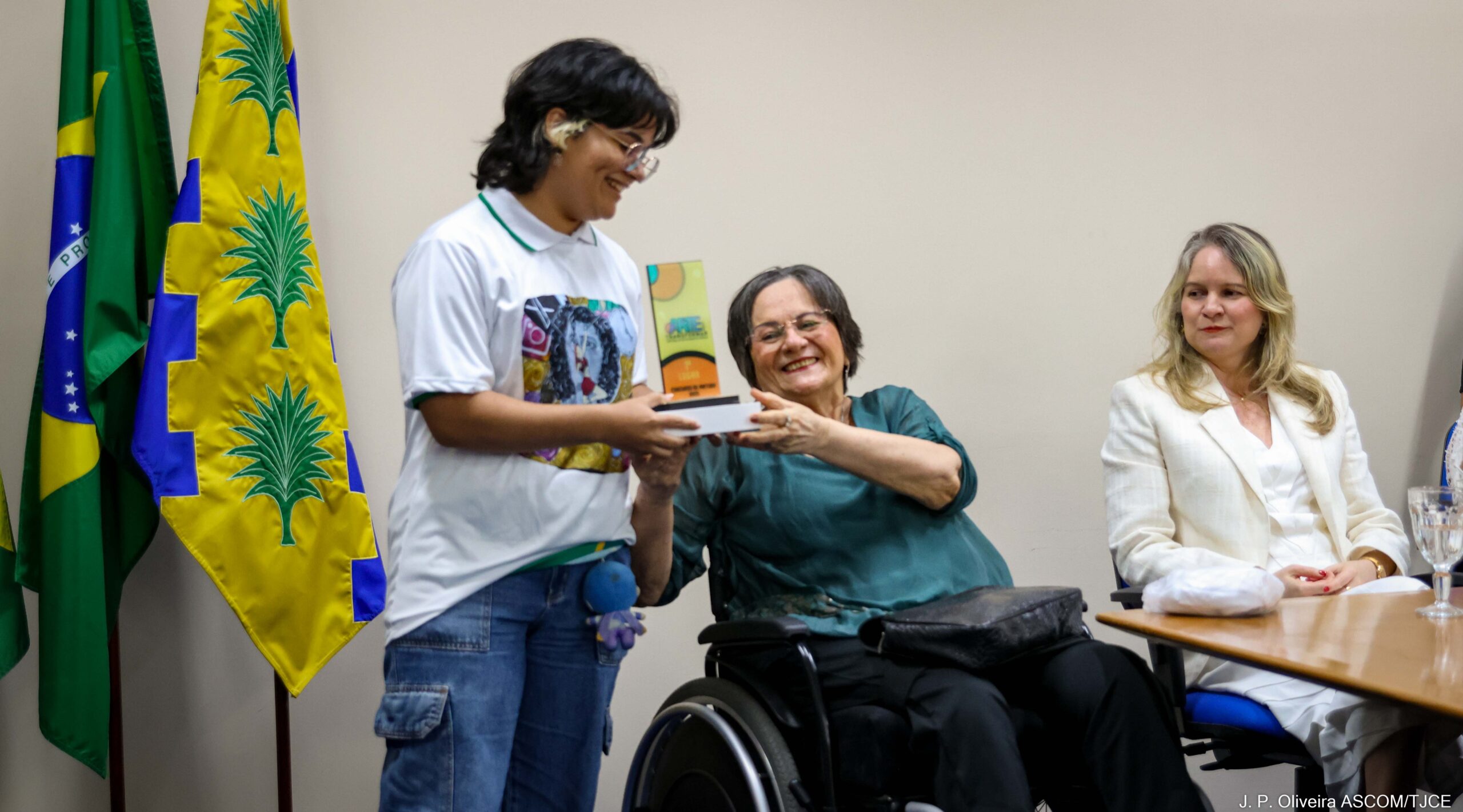 Arte para transformar: projeto premia redações e pinturas escolares sobre combate à violência contra a mulher