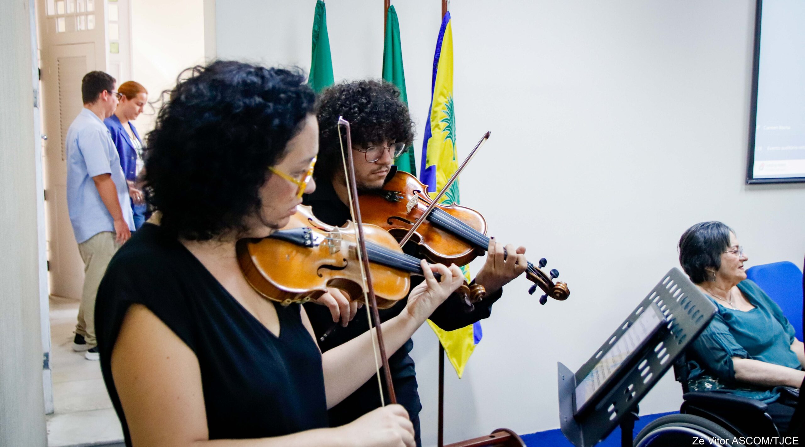 Arte para transformar: projeto premia redações e pinturas escolares sobre combate à violência contra a mulher