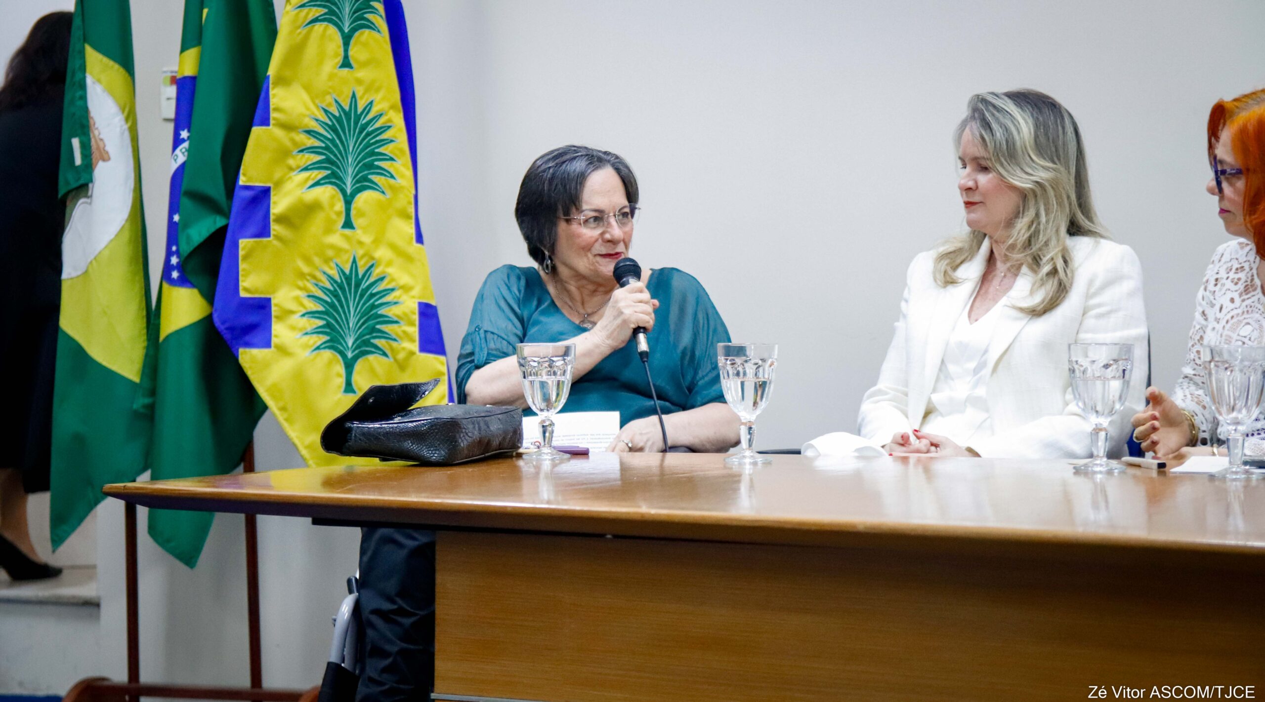 Arte para transformar: projeto premia redações e pinturas escolares sobre combate à violência contra a mulher