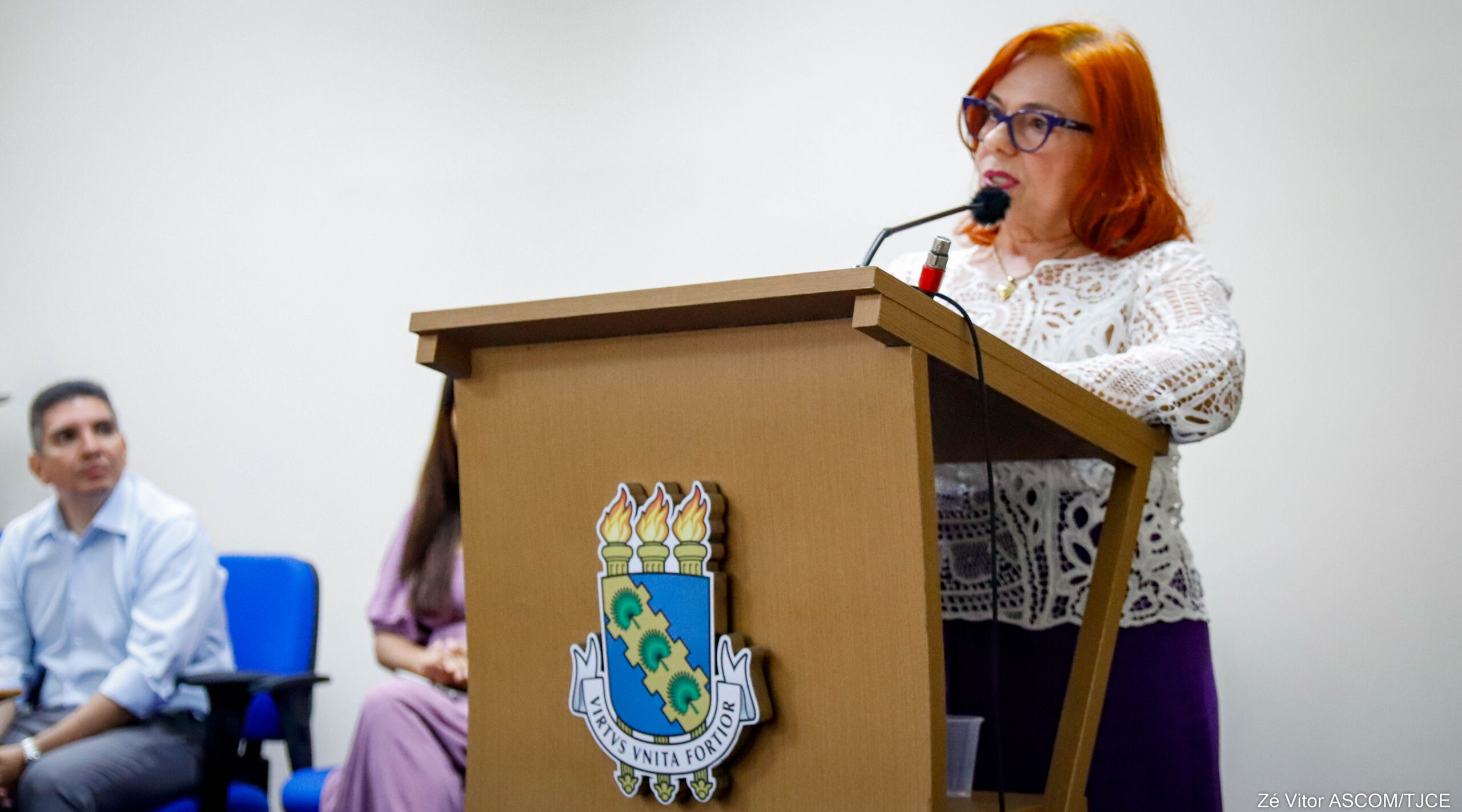 Arte para transformar: projeto premia redações e pinturas escolares sobre combate à violência contra a mulher