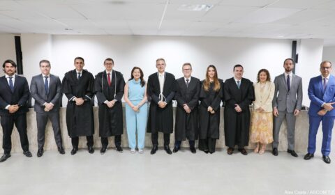 TJCE empossa cinco magistradas(os) por meio de permuta interestadual