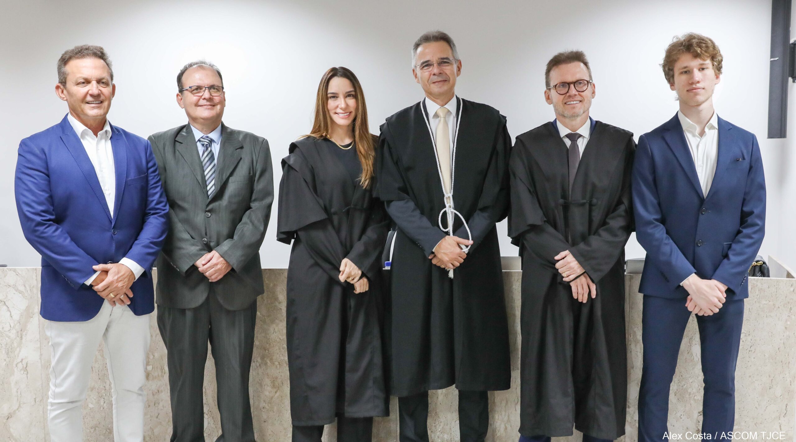 TJCE empossa cinco magistradas(os) por meio de permuta interestadual