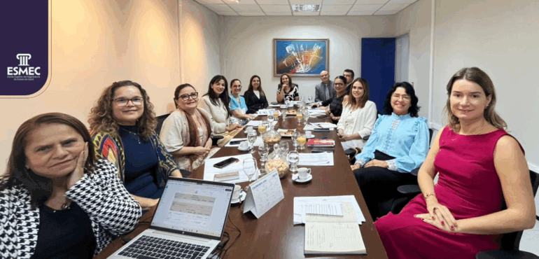 Esmec realiza encontro com coordenadores de área para discutir estratégias para 2026