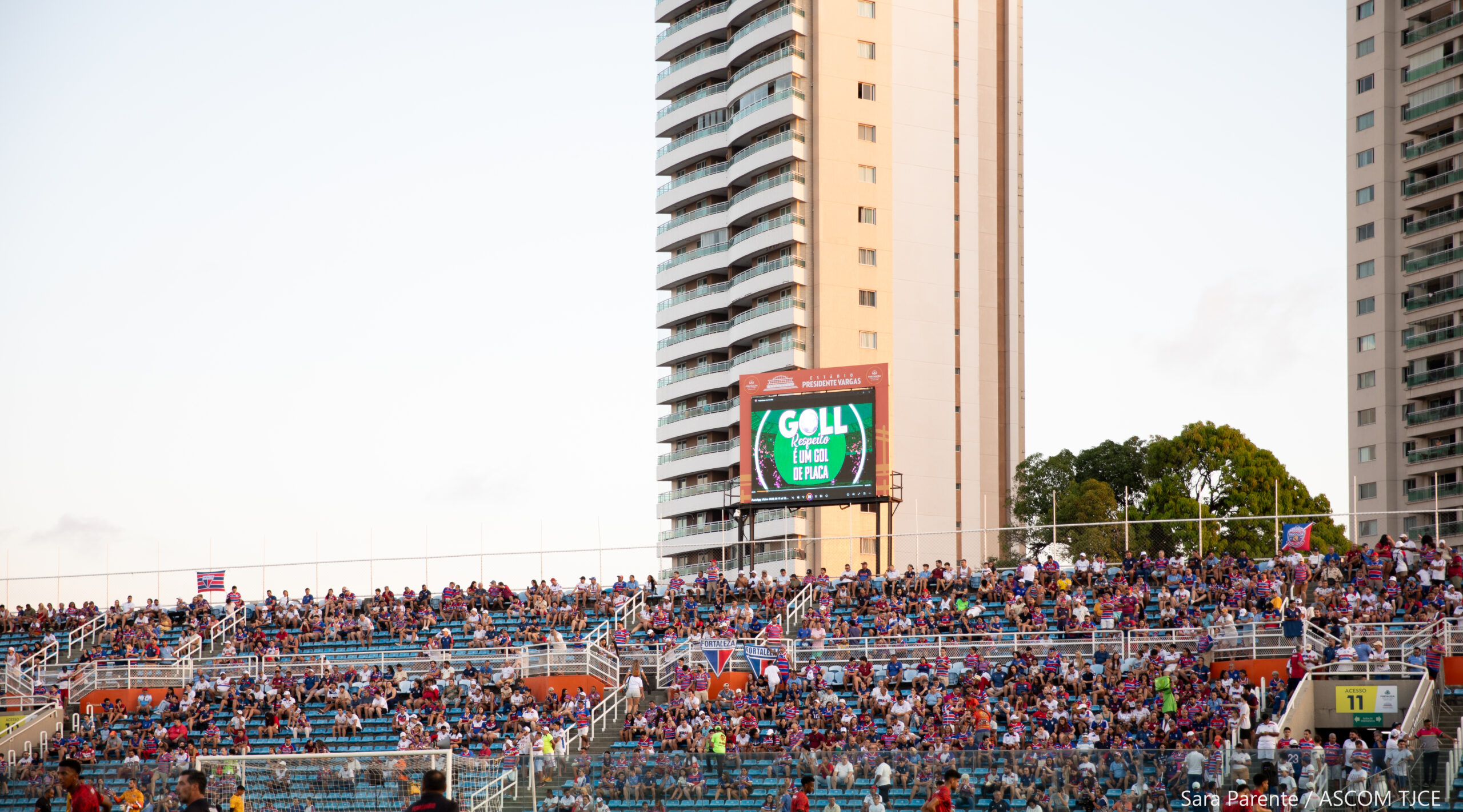 TJCE lança campanha “Respeito é um Gol de Placa” para combater violência contra a mulher no futebol cearense