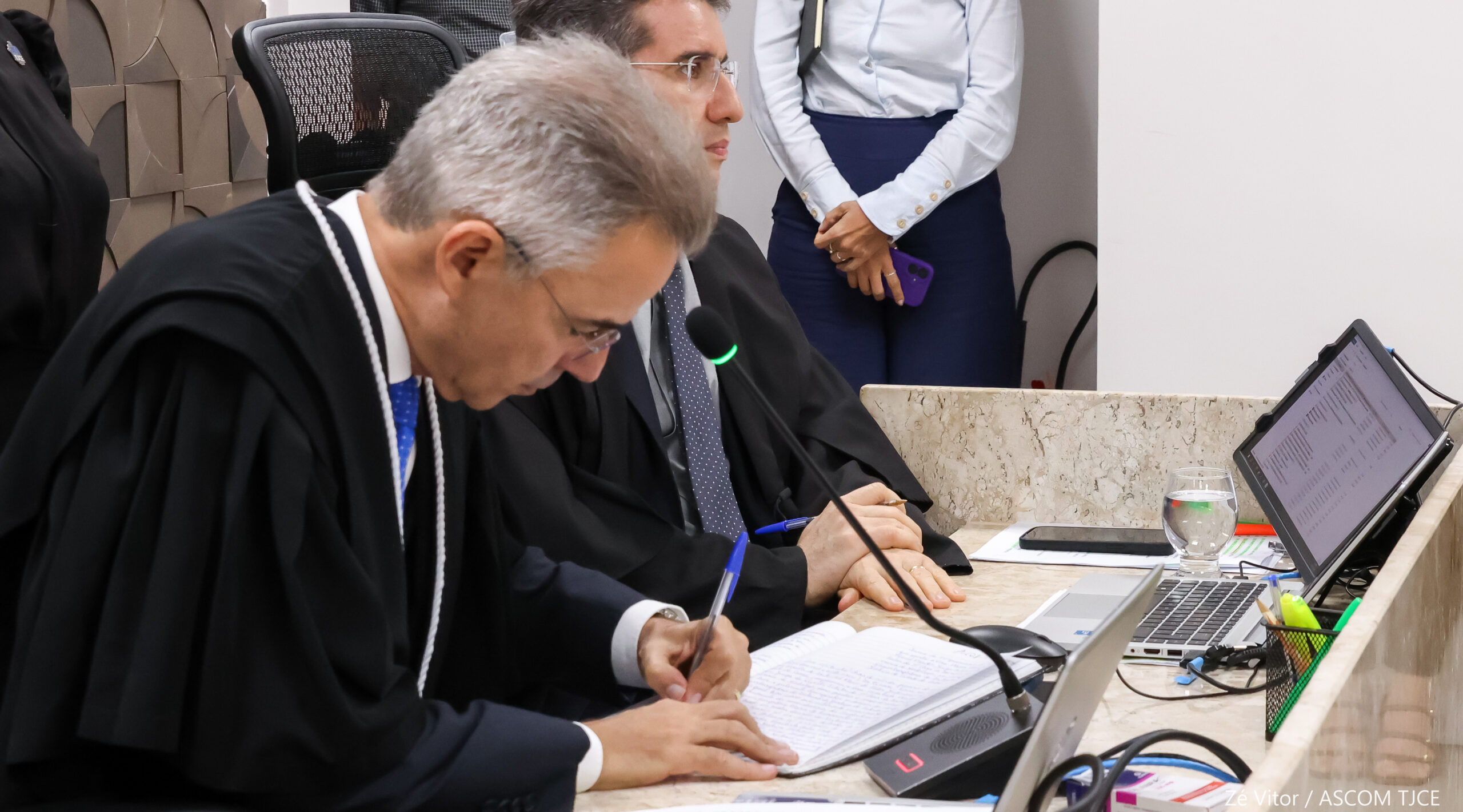 Pleno do TJCE elege e empossa nova desembargadora em sessão histórica