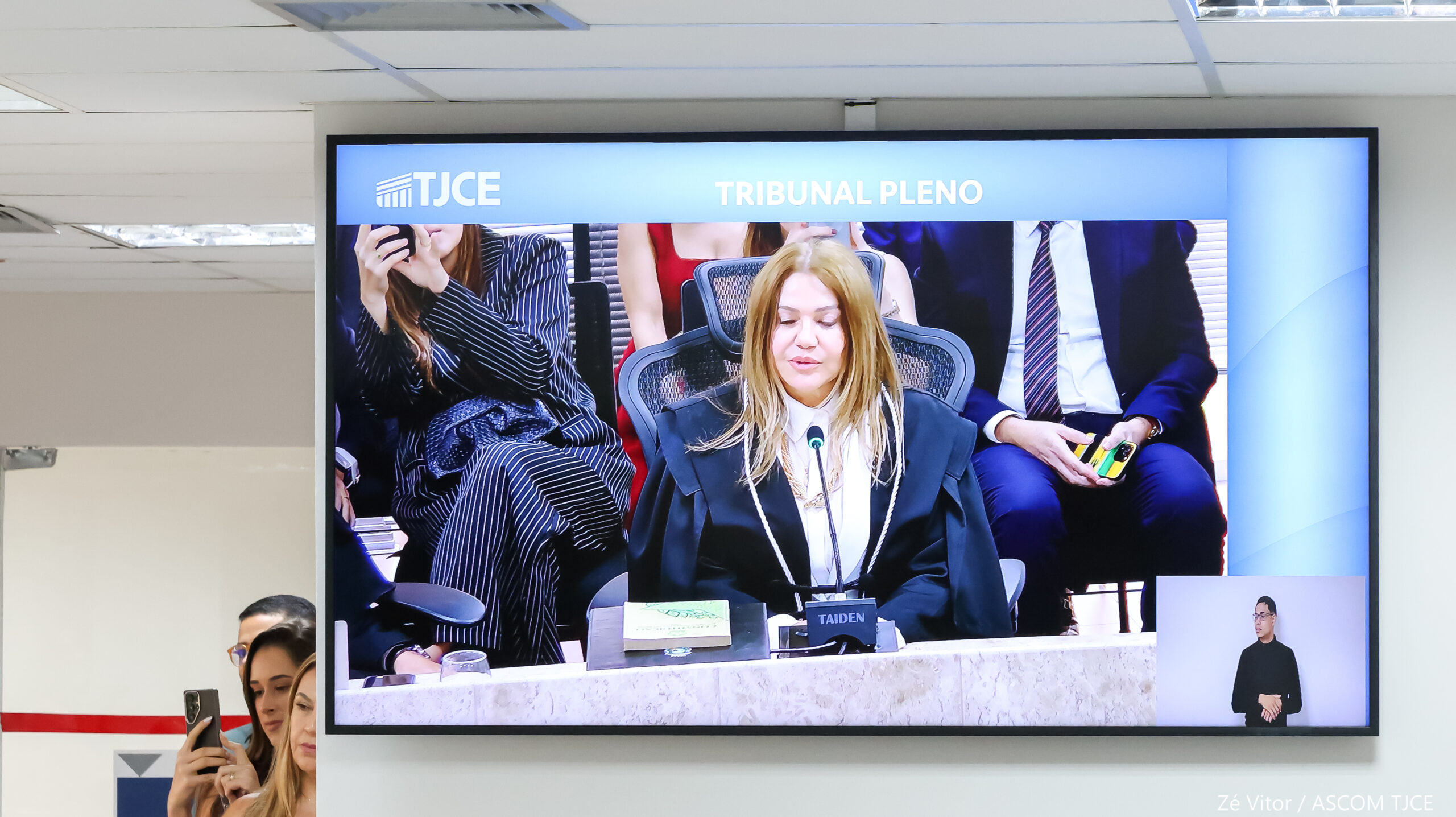 Pleno do TJCE elege e empossa nova desembargadora em sessão histórica