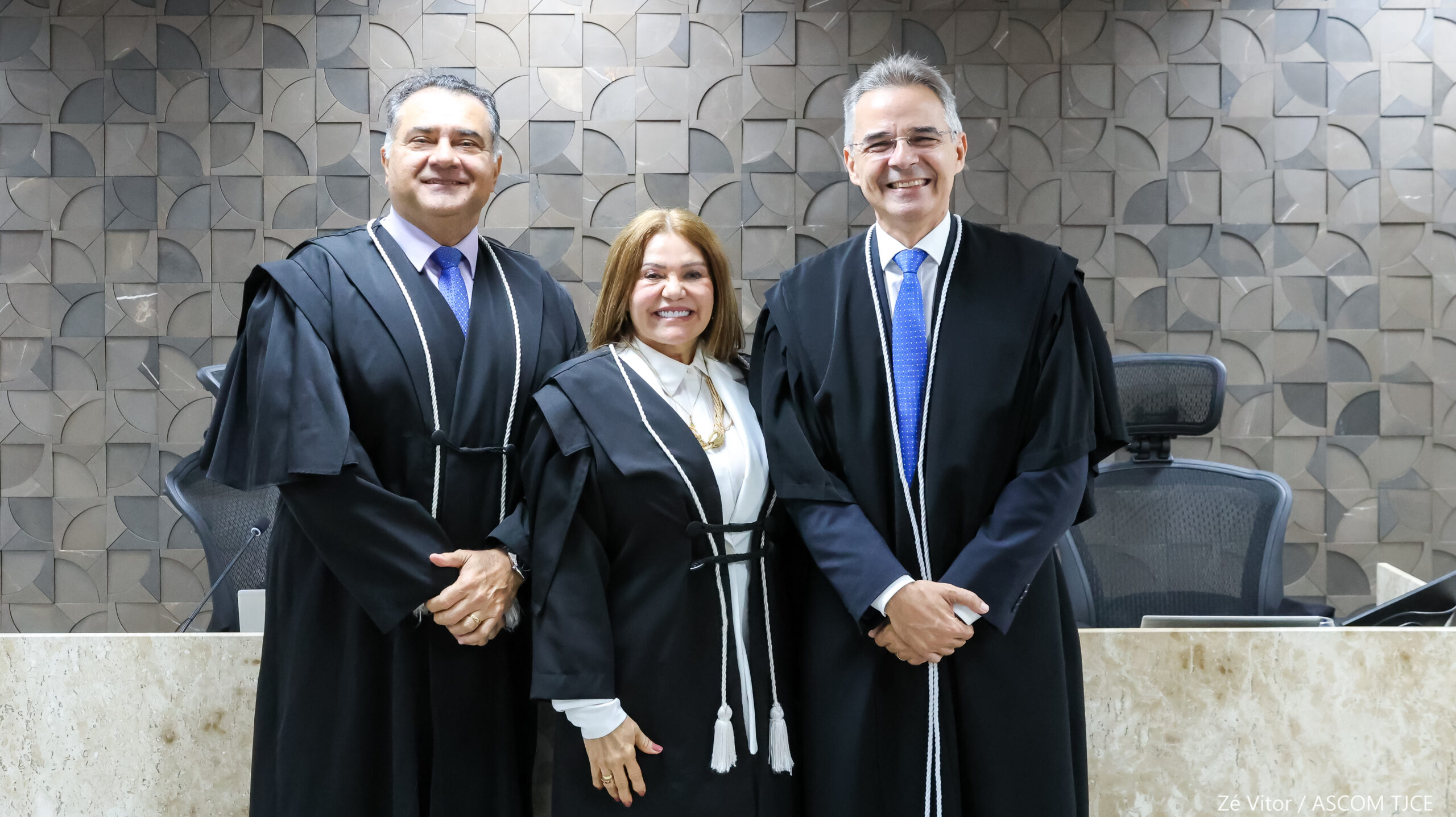 Pleno do TJCE elege e empossa nova desembargadora em sessão histórica