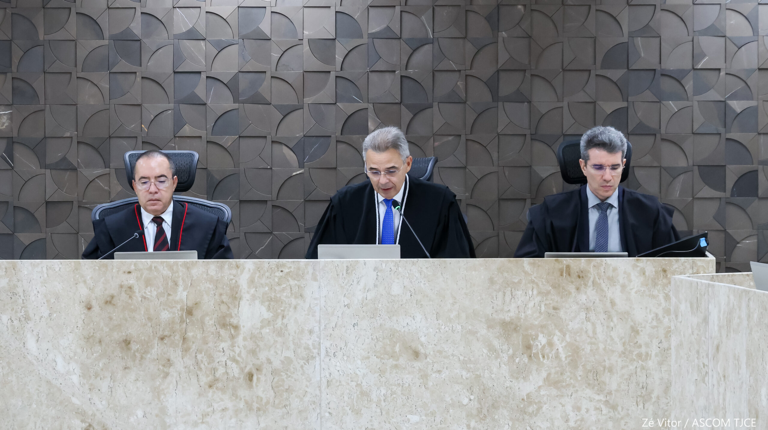 Pleno do TJCE elege e empossa nova desembargadora em sessão histórica