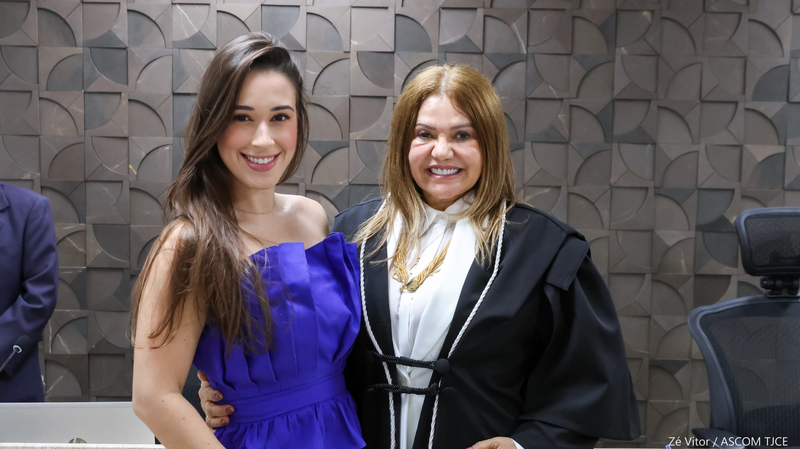 Pleno do TJCE elege e empossa nova desembargadora em sessão histórica