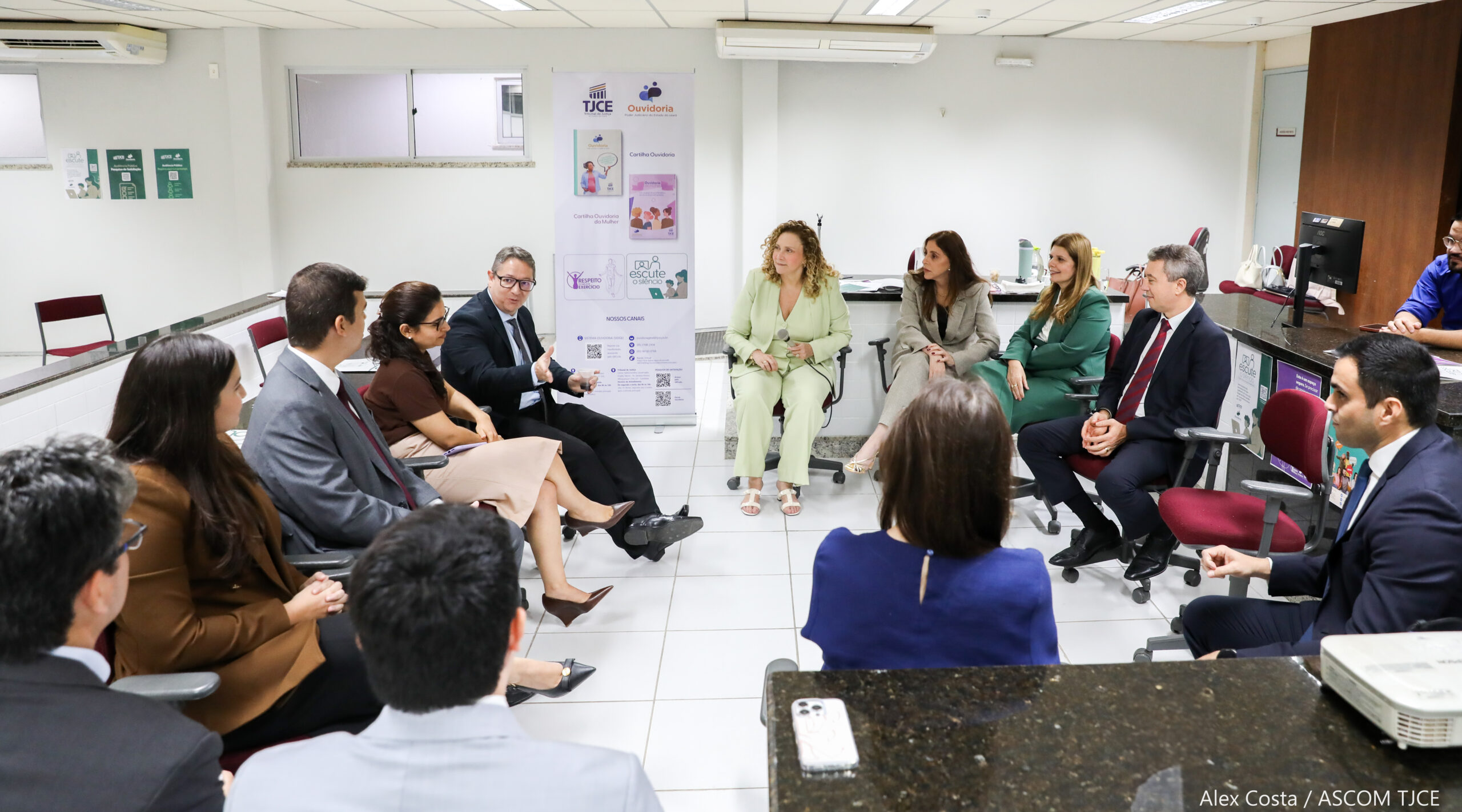 Fórum de Limoeiro do Norte recebe audiência pública promovida pela Ouvidoria do Poder Judiciário