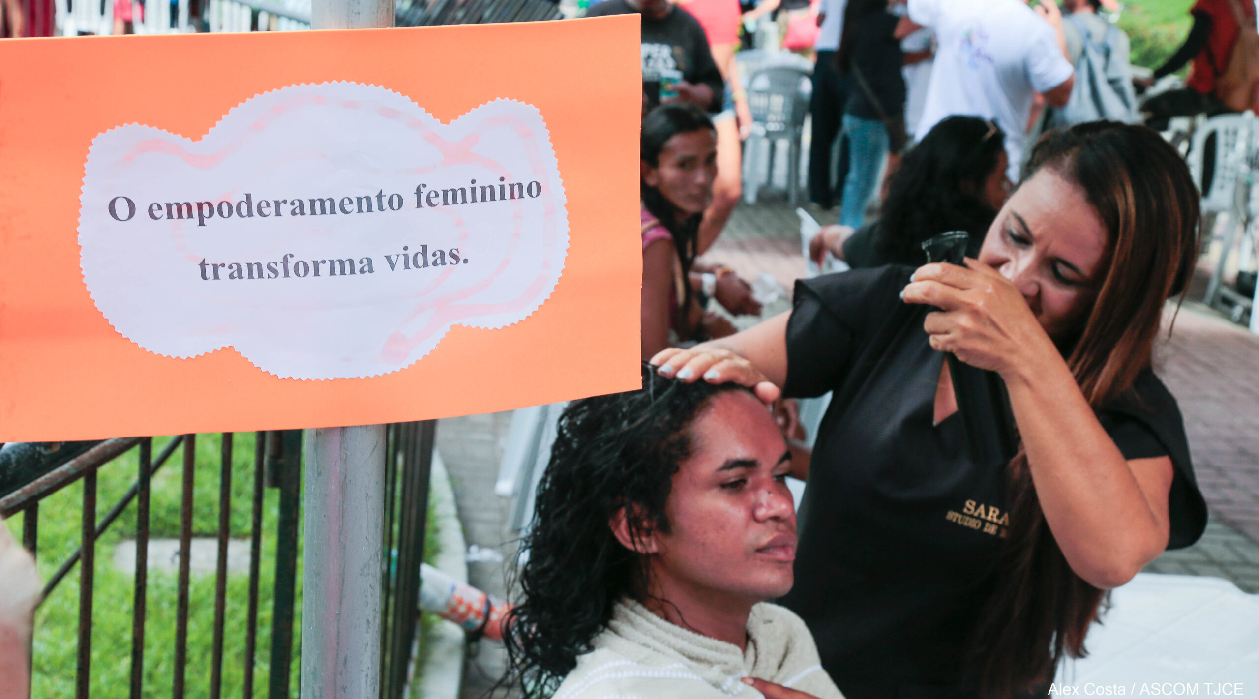 Mutirão PopRuaJud promove atendimentos judicais, de saúde e cidadania no Centro de Fortaleza