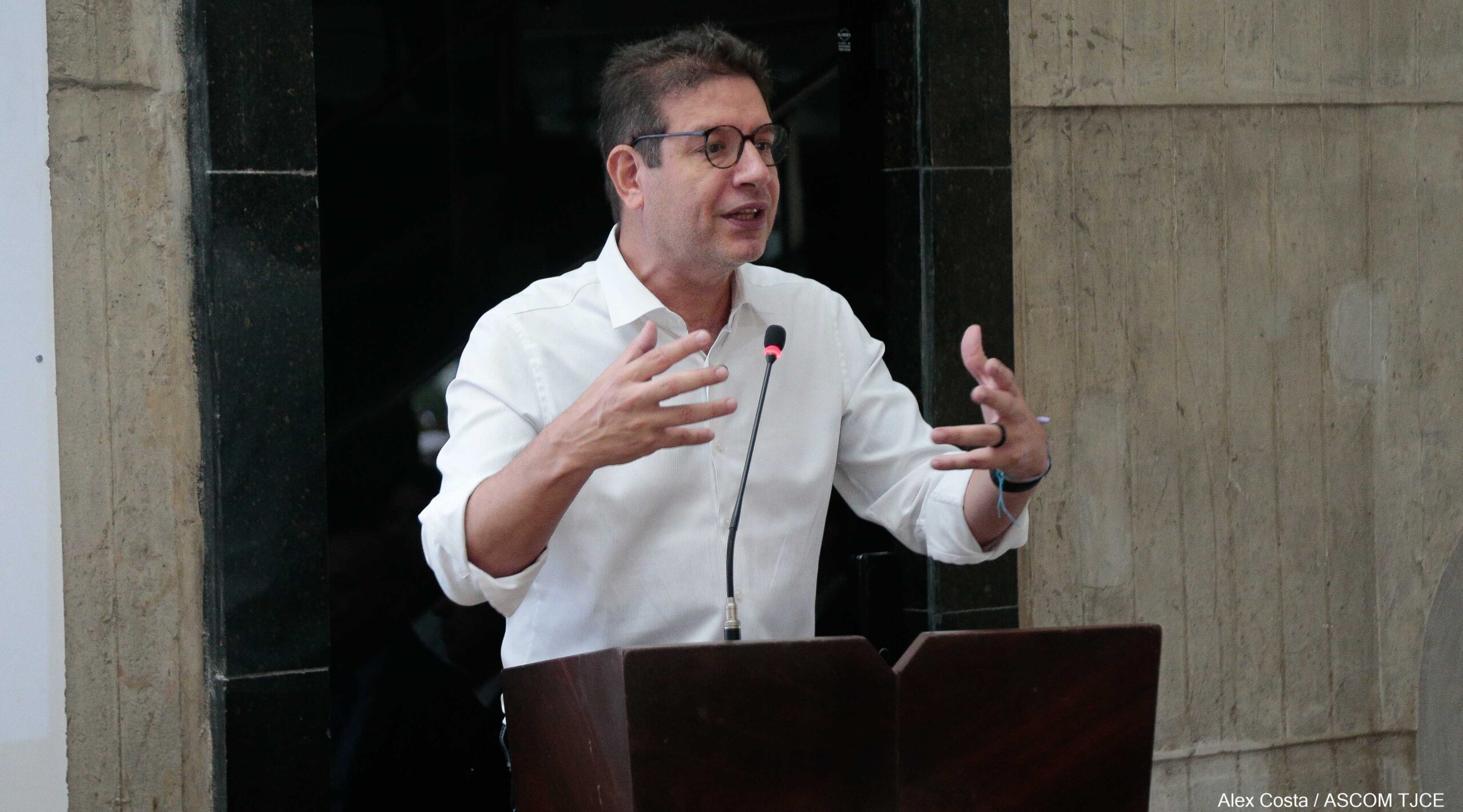 Mutirão PopRuaJud promove atendimentos judicais, de saúde e cidadania no Centro de Fortaleza