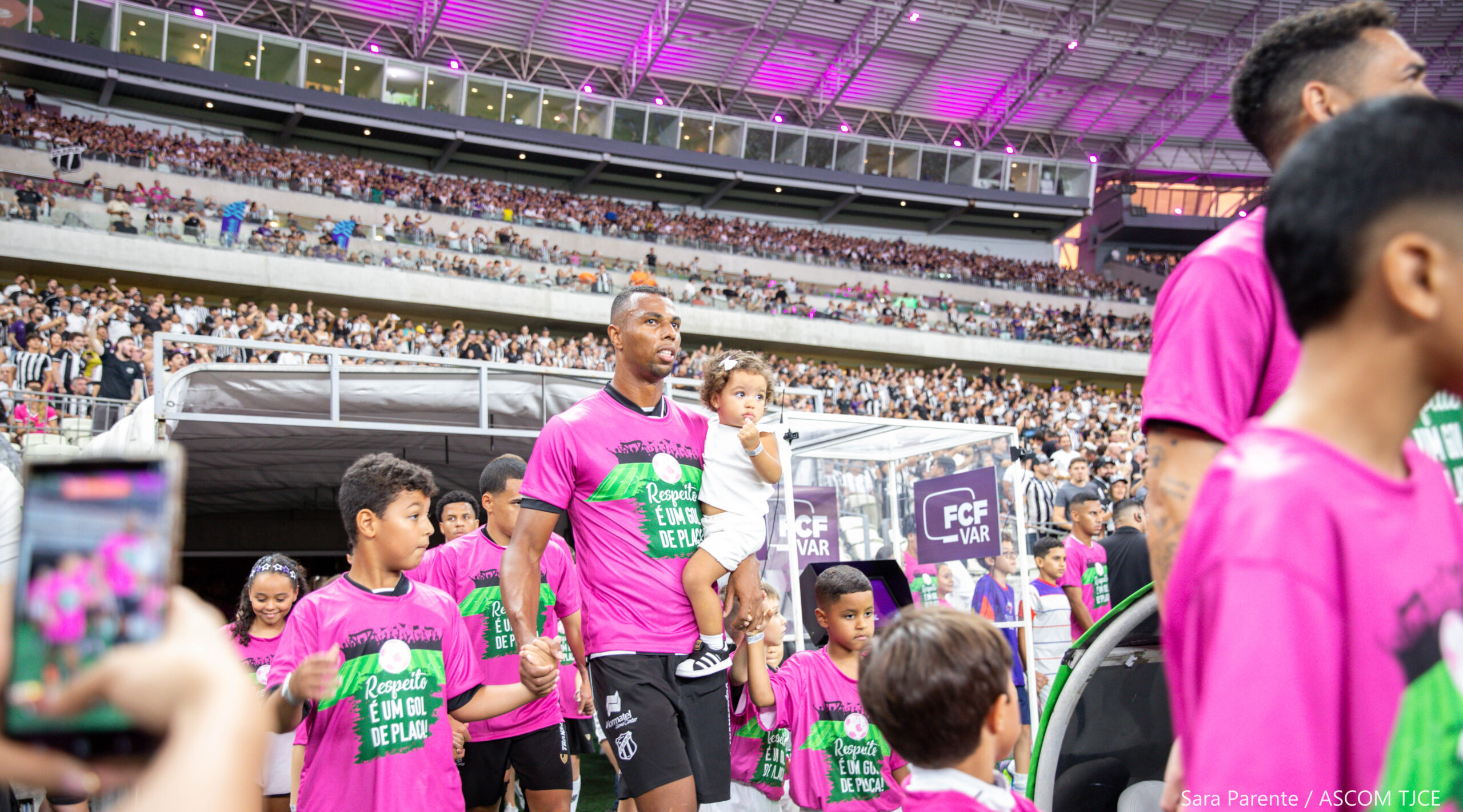 “Respeito é um Gol de Placa”: campanha de combate à violência contra a mulher marca final do Campeonato Cearense