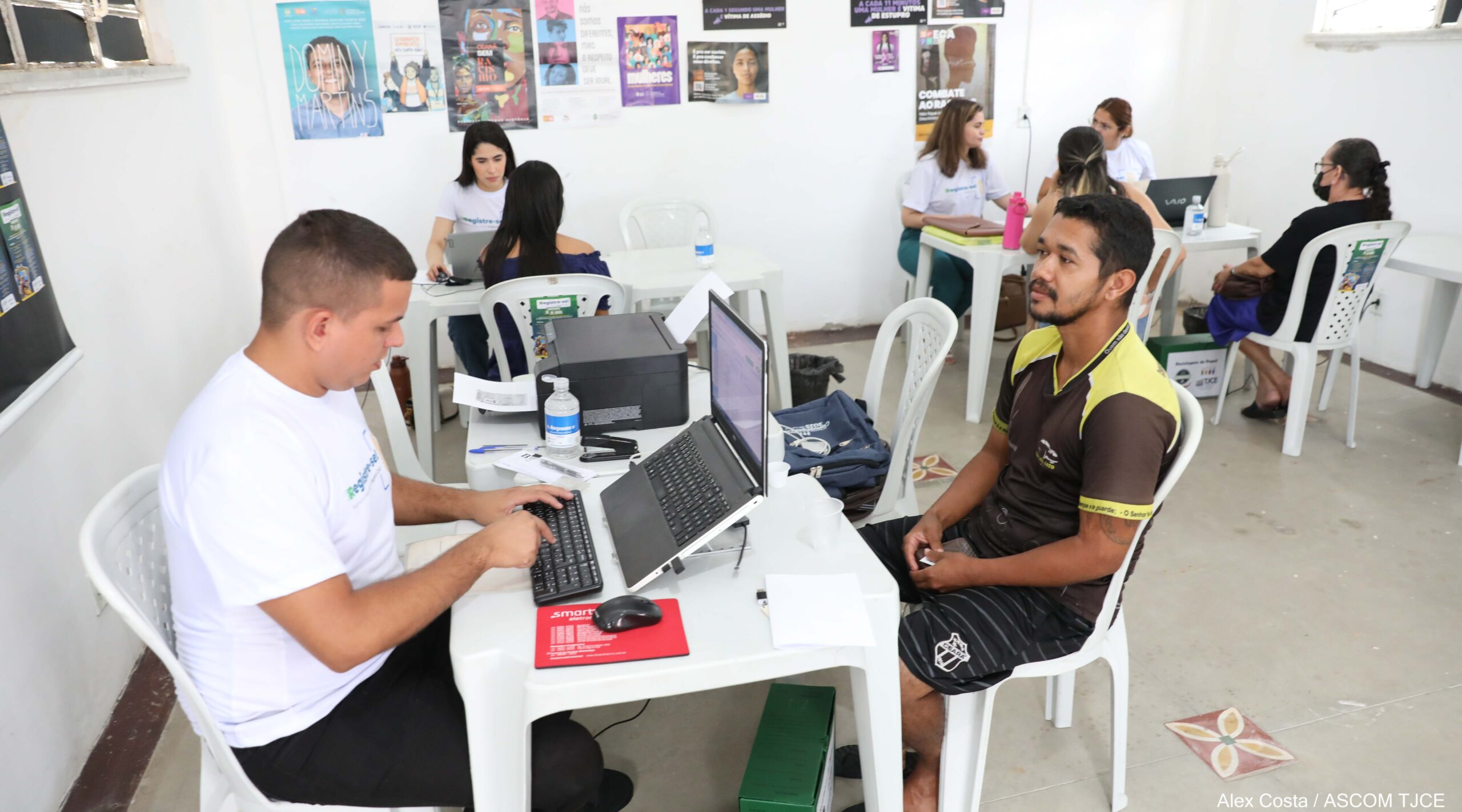 População de Maracanaú é beneficiada com os serviços prestados pelo “Registre-se!”