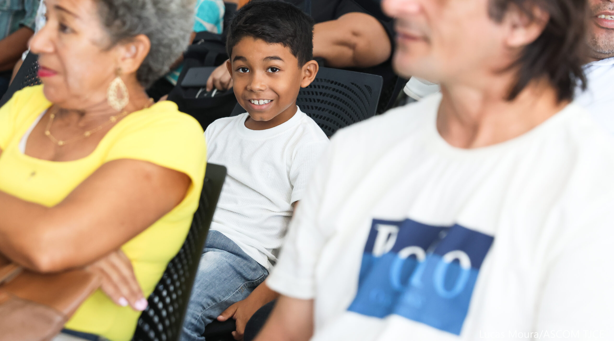 3ª Vara da Infância e Juventude entrega 33 mandados para registro de adoções