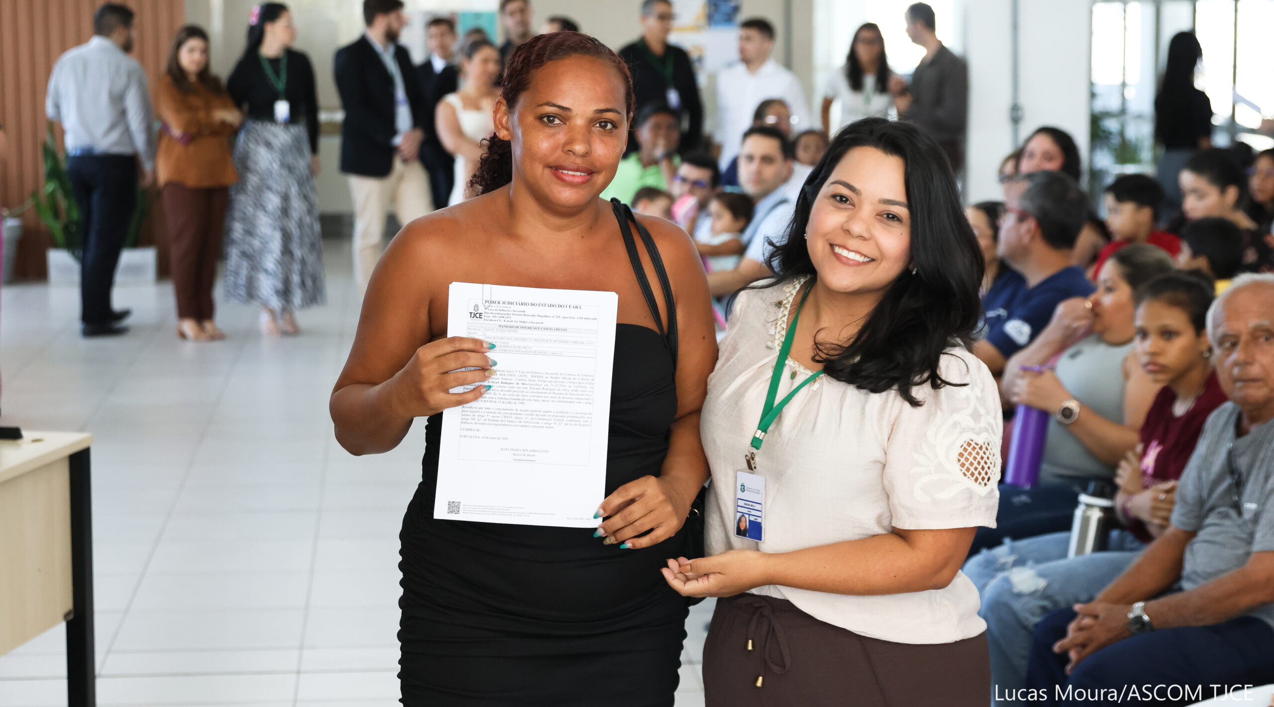 3ª Vara da Infância e Juventude entrega 33 mandados para registro de adoções