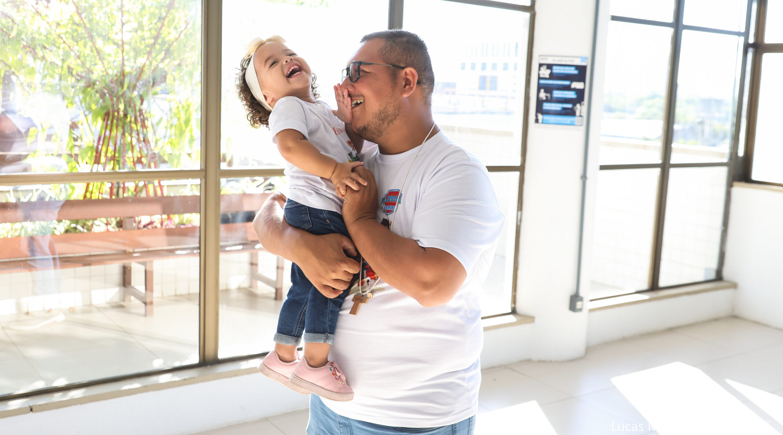 3ª Vara da Infância e Juventude entrega 33 mandados para registro de adoções