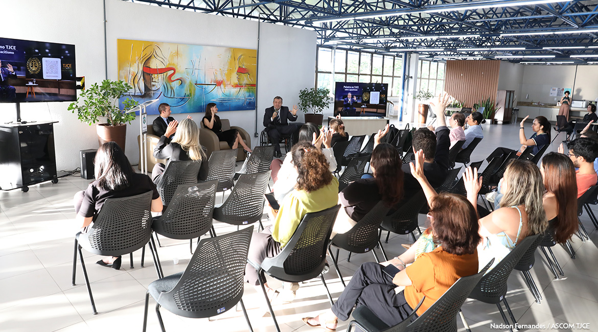 Palestra sobre enfrentamento ao capacitismo encerra a Semana de Combate ao Assédio e à Discriminação