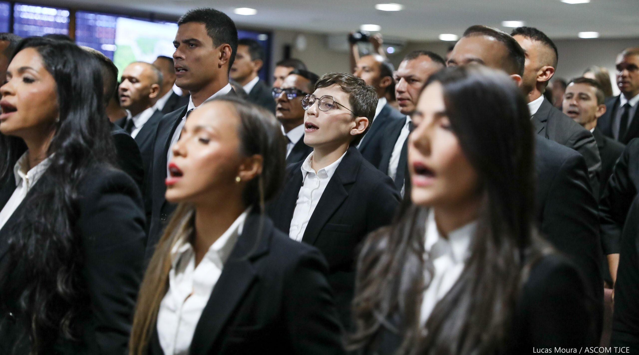 Nova turma de policiais e bombeiras(os) militares do TJCE conclui curso de Segurança Judicial