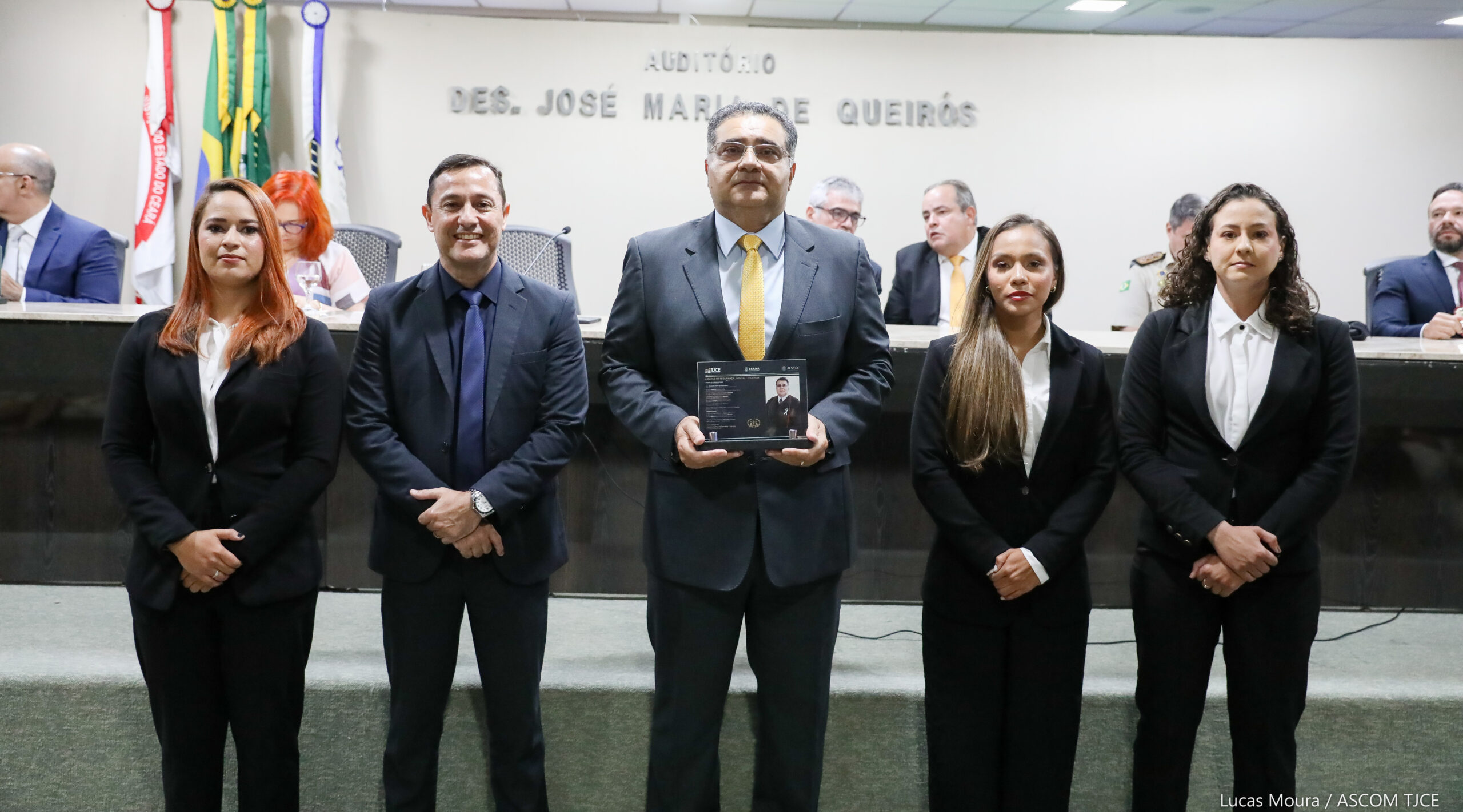 Nova turma de policiais e bombeiras(os) militares do TJCE conclui curso de Segurança Judicial
