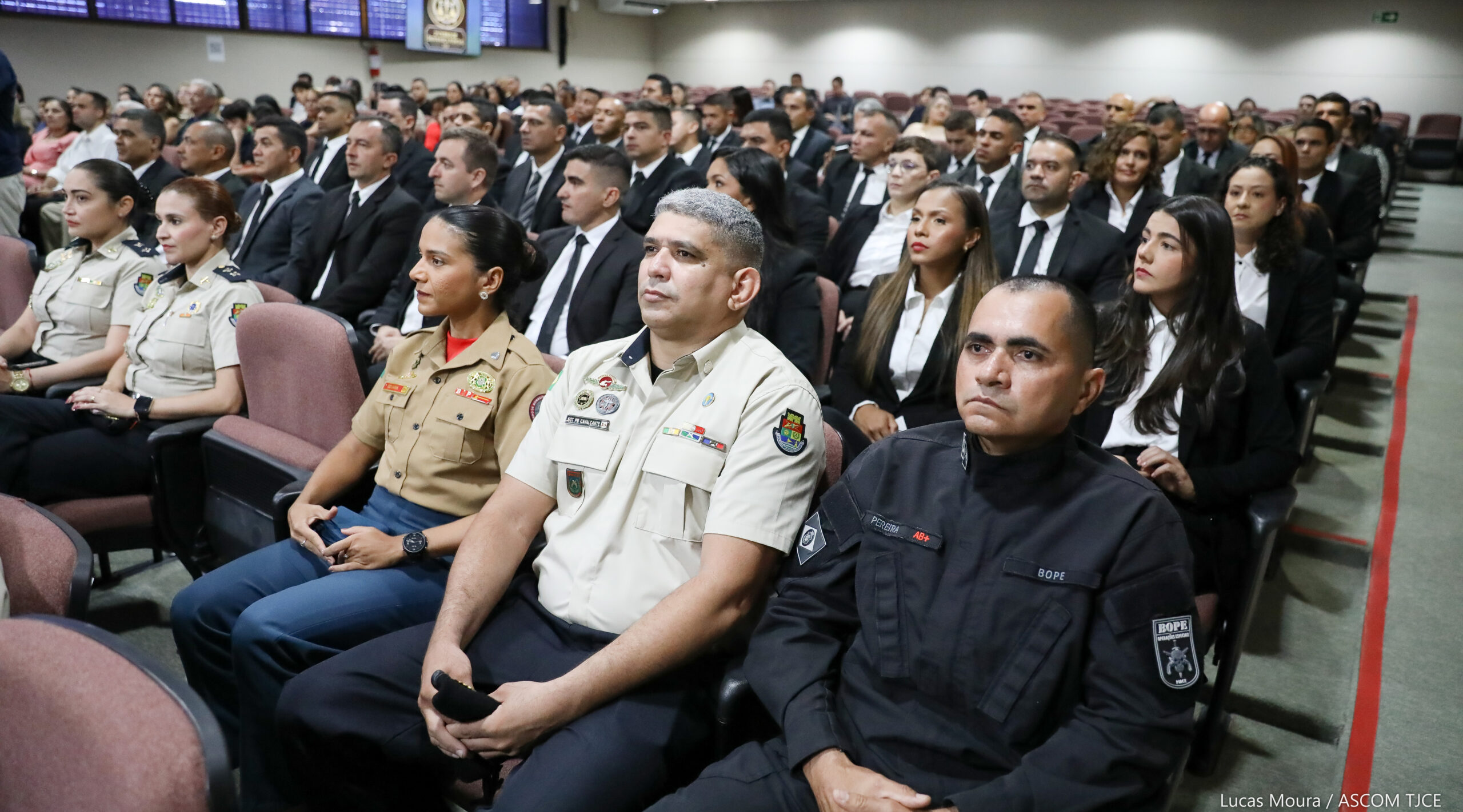 Nova turma de policiais e bombeiras(os) militares do TJCE conclui curso de Segurança Judicial