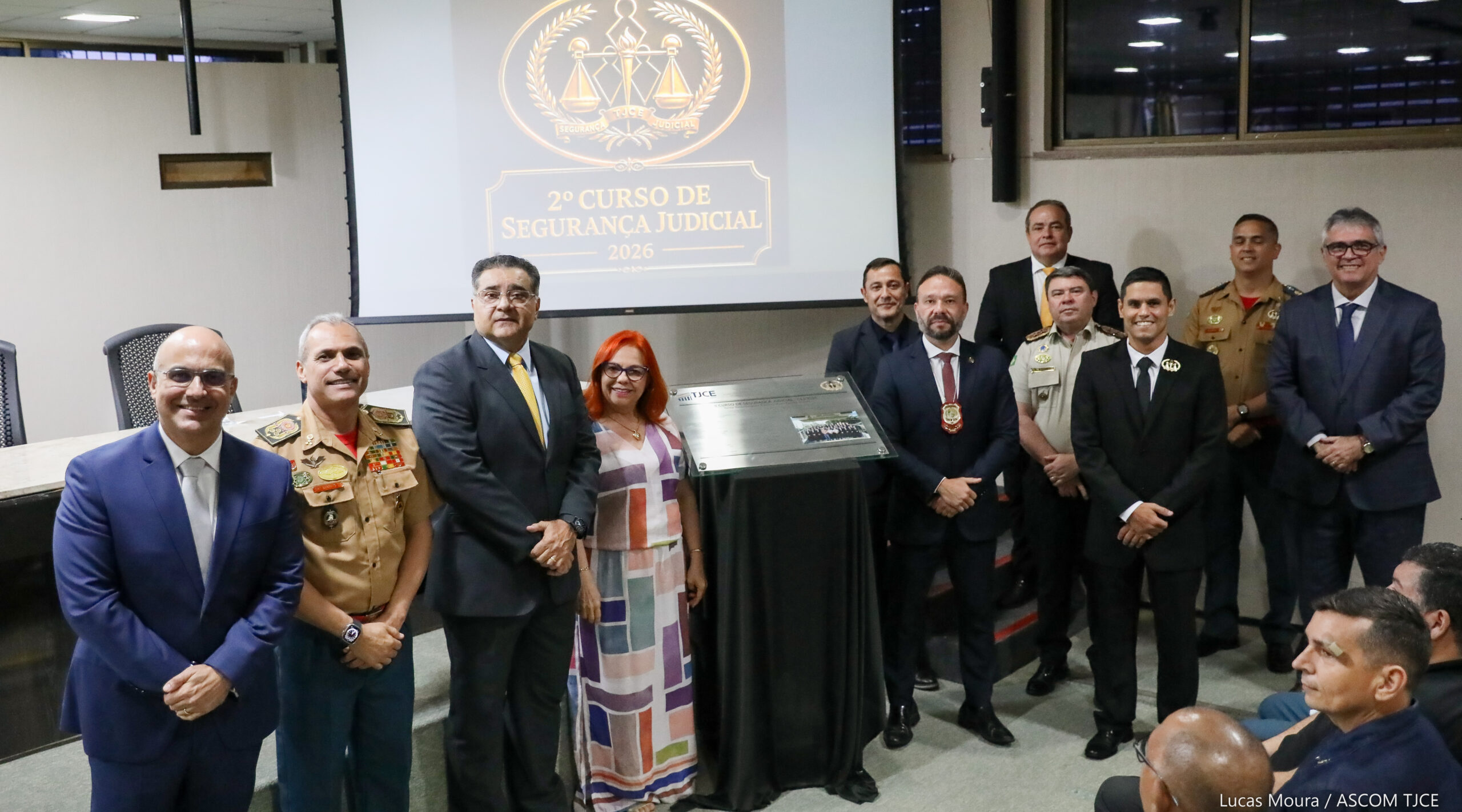 Nova turma de policiais e bombeiras(os) militares do TJCE conclui curso de Segurança Judicial