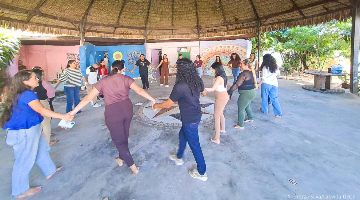 Projeto “Entre Histórias e Trajetórias” fortalece debate sobre direitos humanos, mulheres egressas e autocuidado