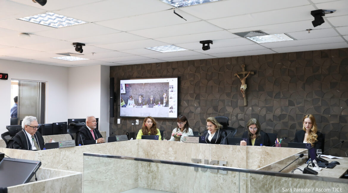 Banco deve pagar indenização por realizar descontos indevidos em benefício de criança com deficiência