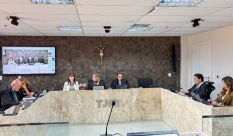Justiça mantém condenação de plano de saúde por negar cirurgia de urgência e determina indenização a paciente