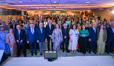Homenagens a ex-diretores marcam segundo dia de comemorações dos 40 anos da Esmec