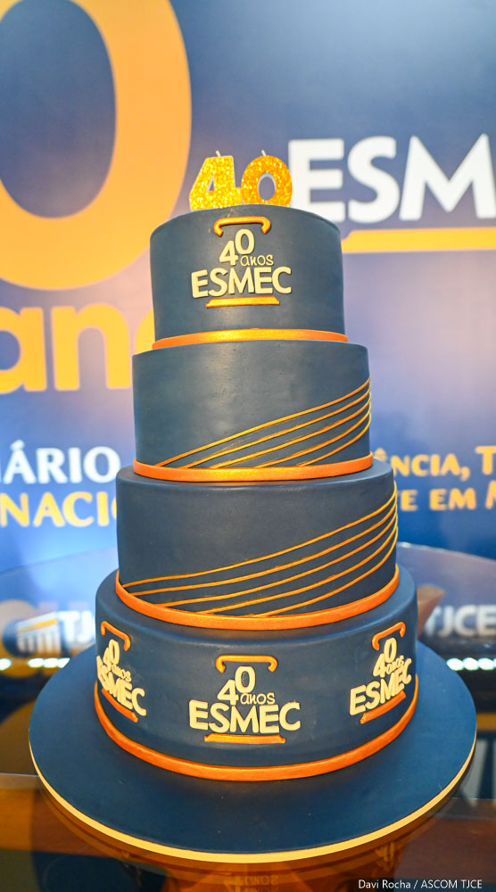 Homenagens a ex-diretores marcam segundo dia de comemorações dos 40 anos da Esmec