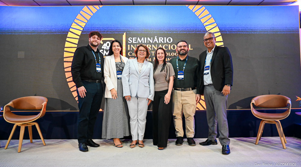 Homenagens a ex-diretores marcam segundo dia de comemorações dos 40 anos da Esmec