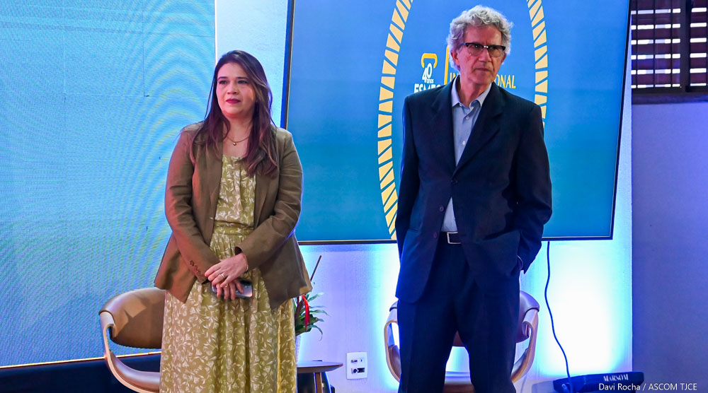 Homenagens a ex-diretores marcam segundo dia de comemorações dos 40 anos da Esmec