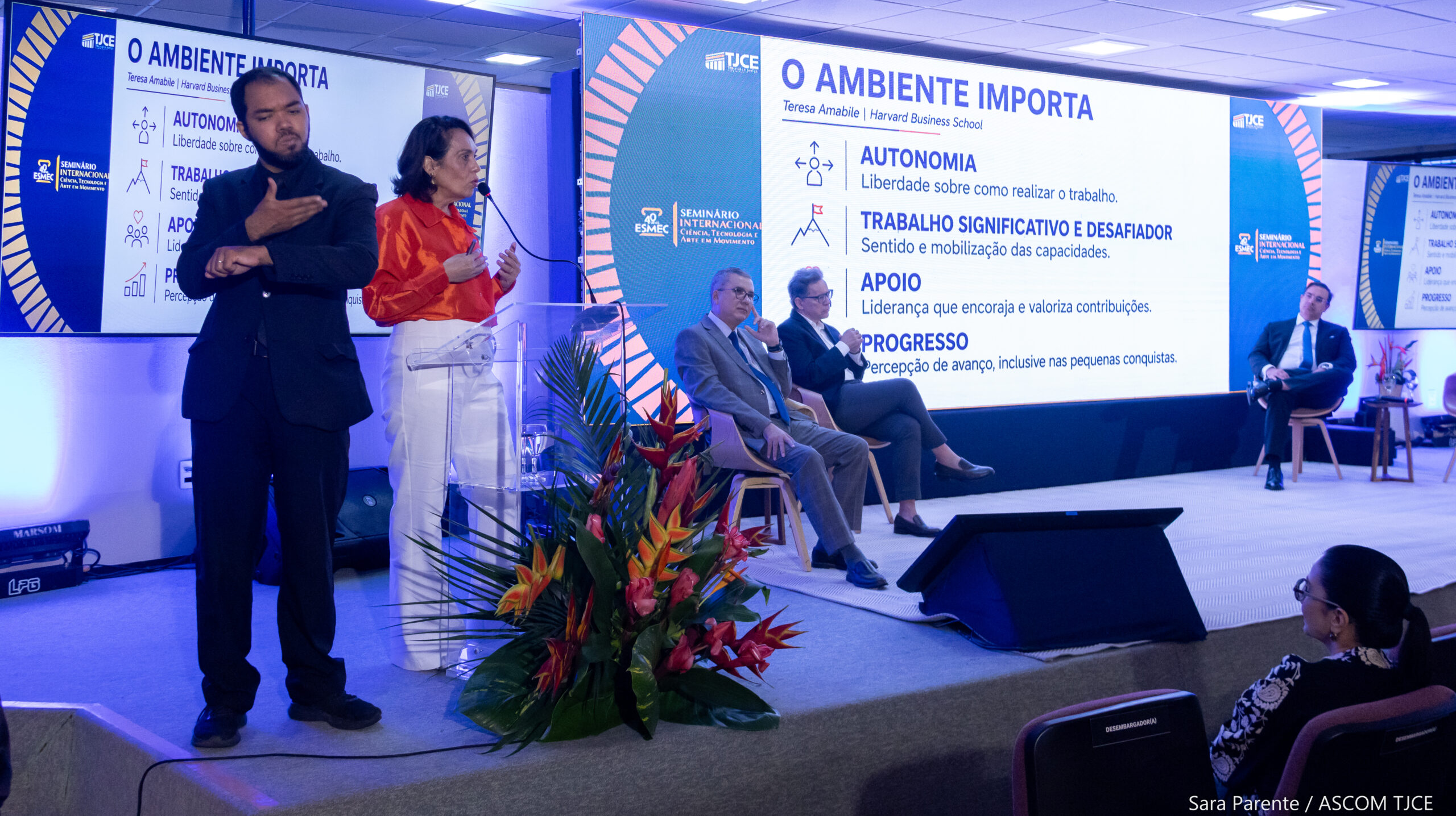 Homenagens a ex-diretores marcam segundo dia de comemorações dos 40 anos da Esmec