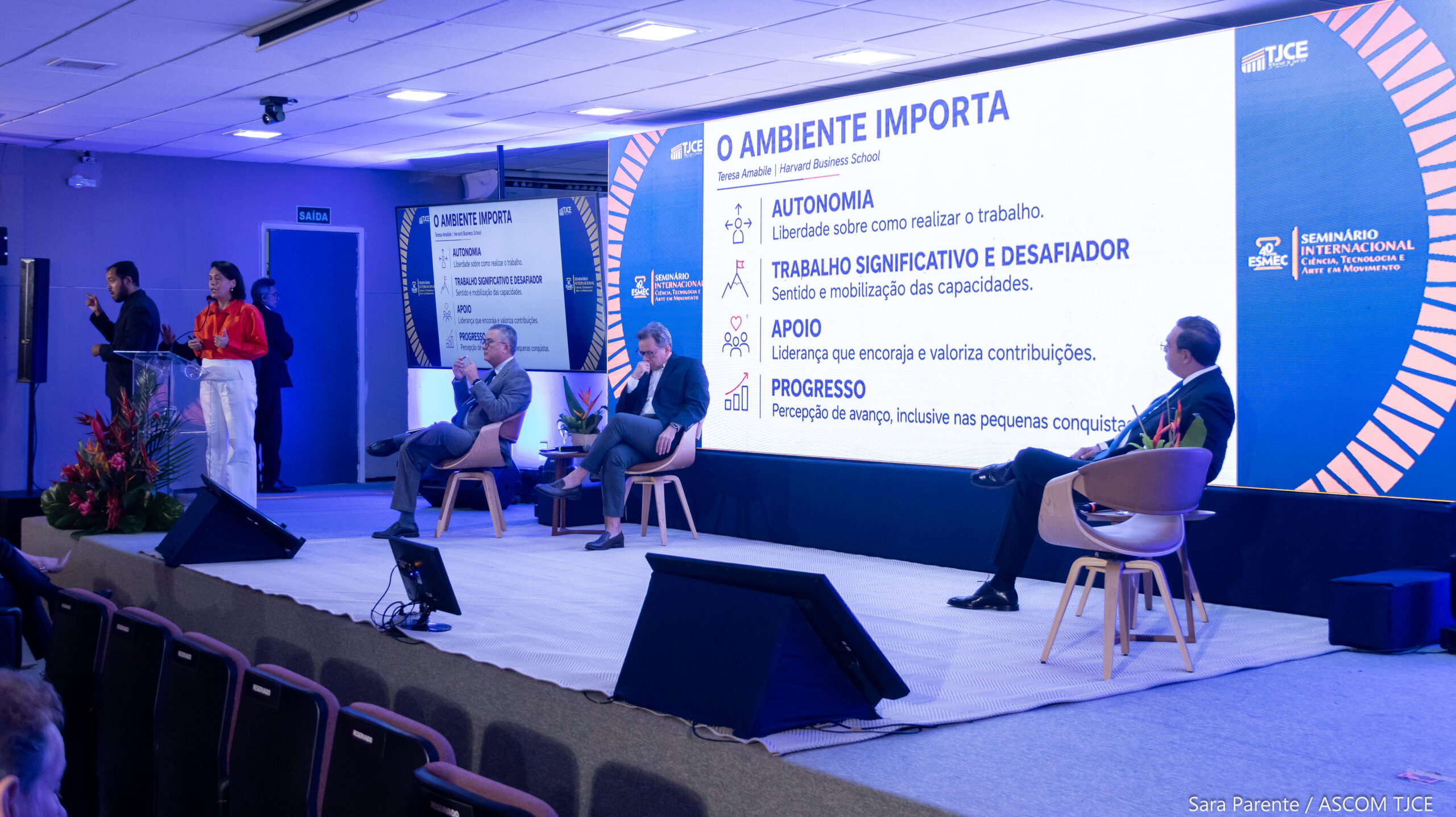 Homenagens a ex-diretores marcam segundo dia de comemorações dos 40 anos da Esmec