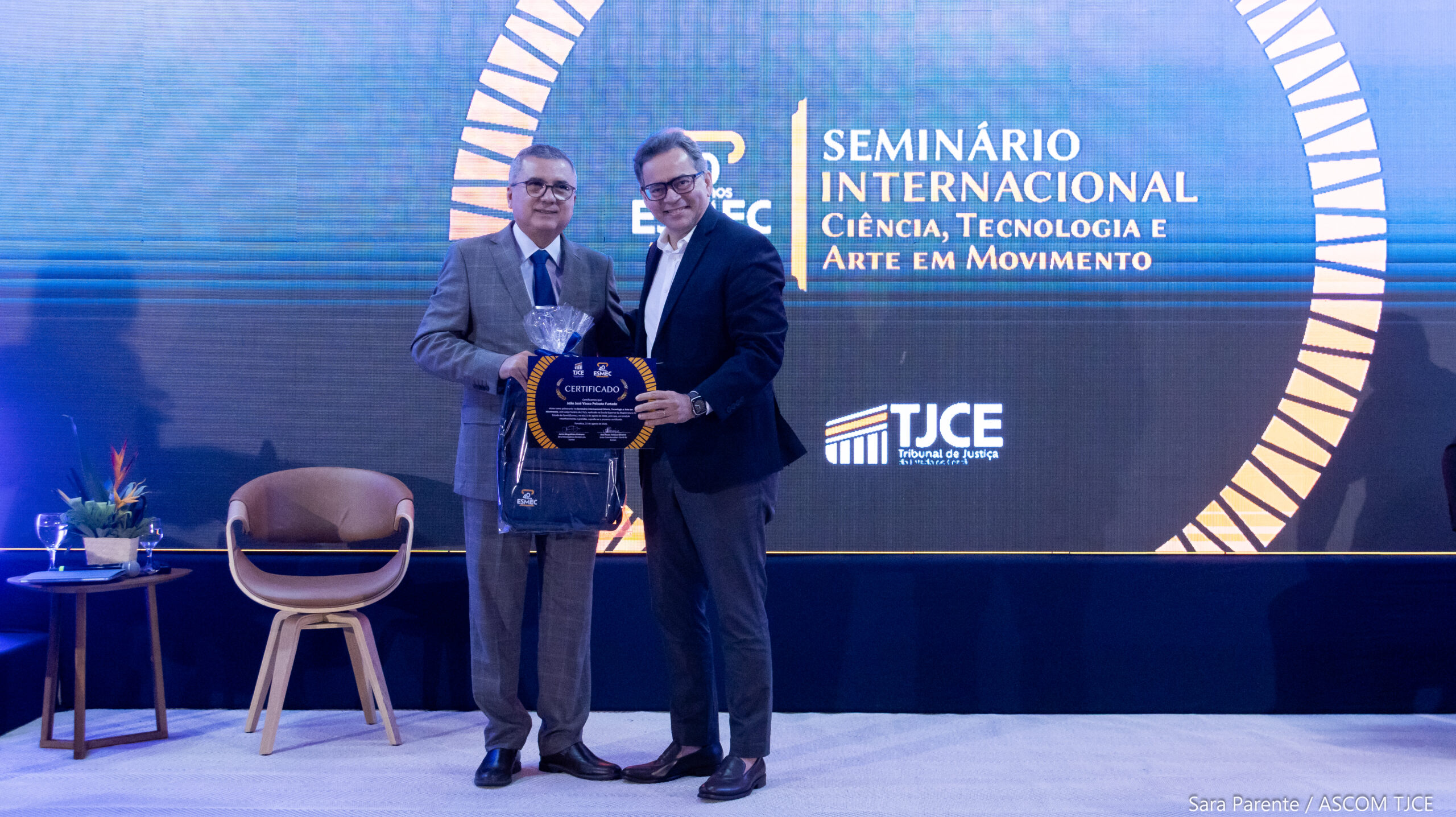 Homenagens a ex-diretores marcam segundo dia de comemorações dos 40 anos da Esmec
