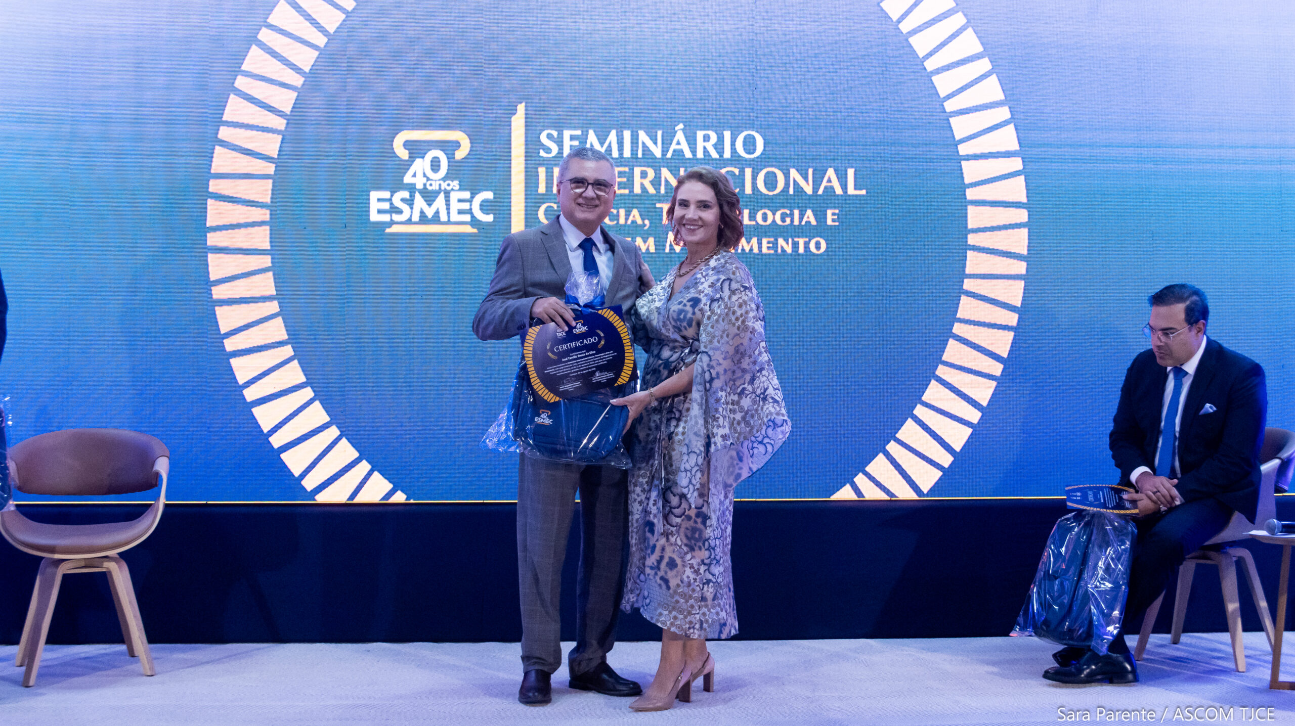 Homenagens a ex-diretores marcam segundo dia de comemorações dos 40 anos da Esmec