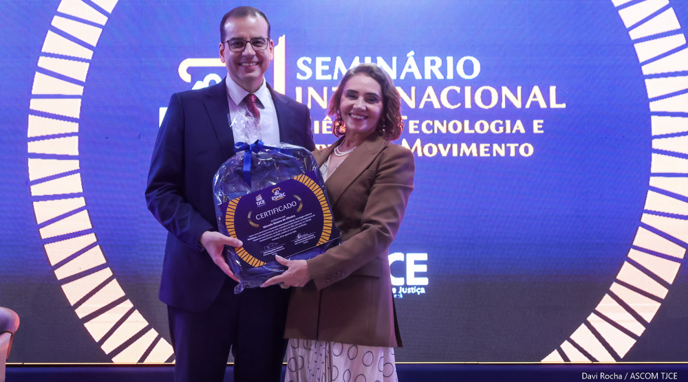 Seminário Internacional marca celebração dos 40 anos da Esmec com foco em ciência, direitos humanos e tecnologia