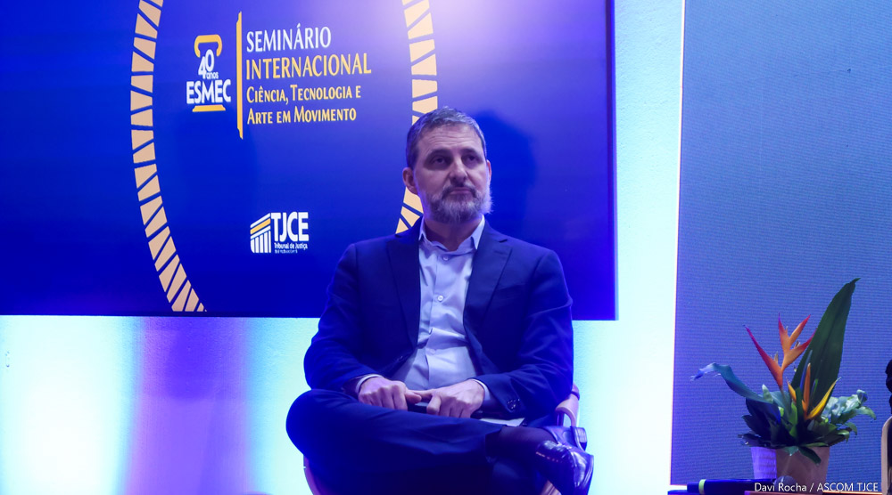 Seminário Internacional marca celebração dos 40 anos da Esmec com foco em ciência, direitos humanos e tecnologia