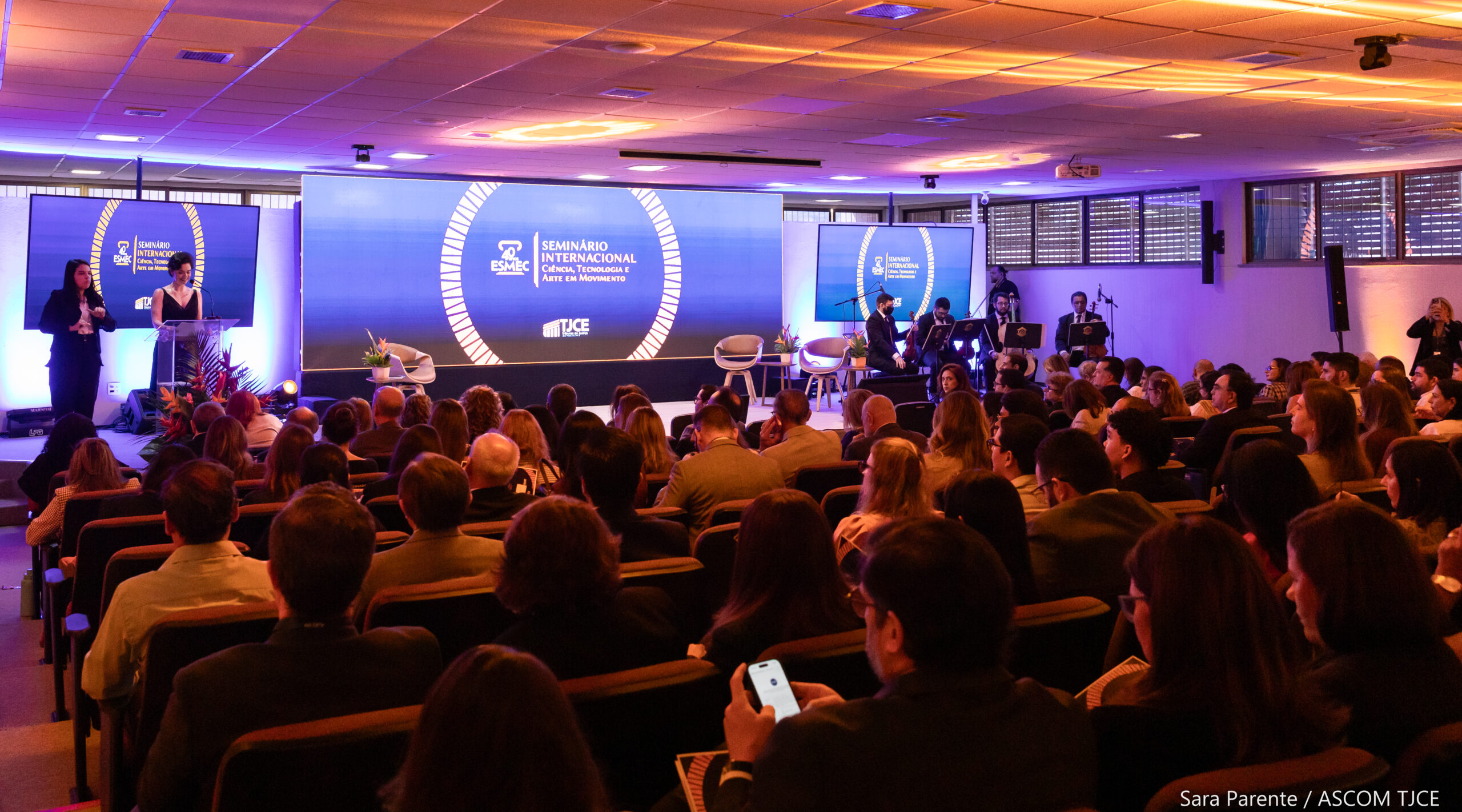 Seminário Internacional marca celebração dos 40 anos da Esmec com foco em ciência, direitos humanos e tecnologia