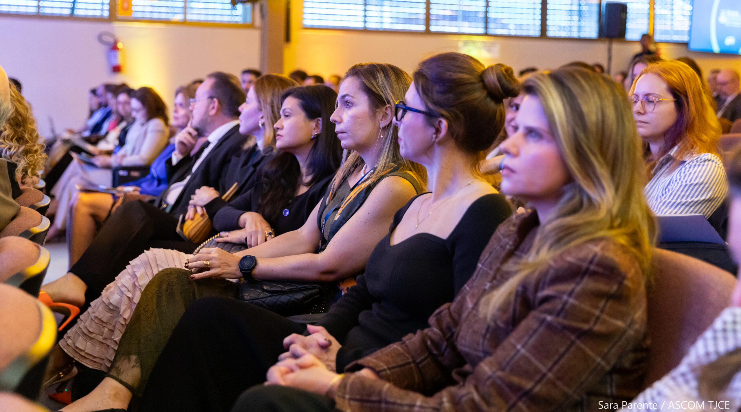 Seminário Internacional marca celebração dos 40 anos da Esmec com foco em ciência, direitos humanos e tecnologia