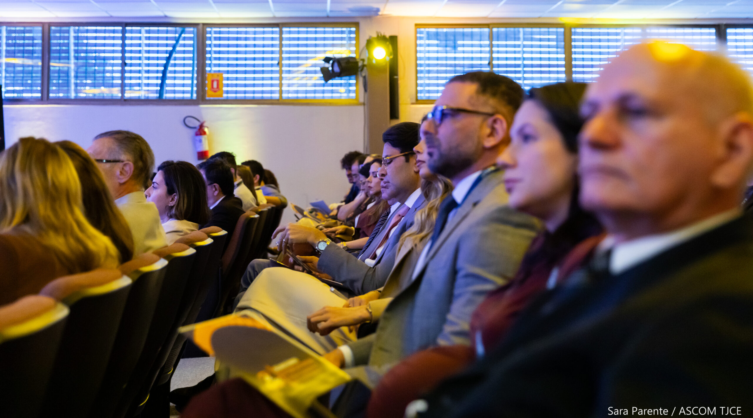 Seminário Internacional marca celebração dos 40 anos da Esmec com foco em ciência, direitos humanos e tecnologia