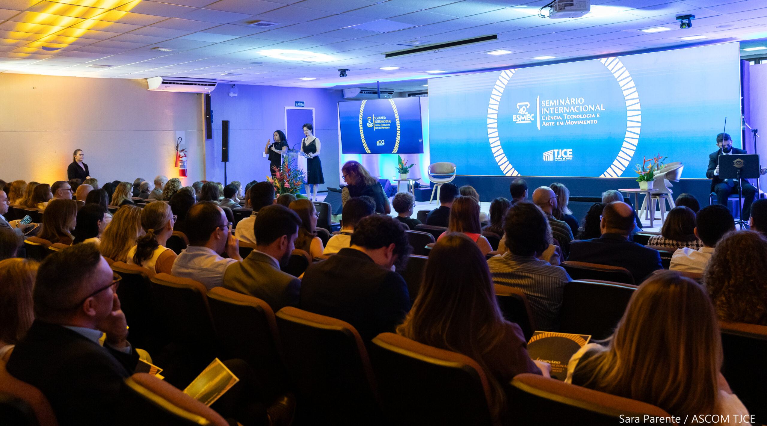 Seminário Internacional marca celebração dos 40 anos da Esmec com foco em ciência, direitos humanos e tecnologia