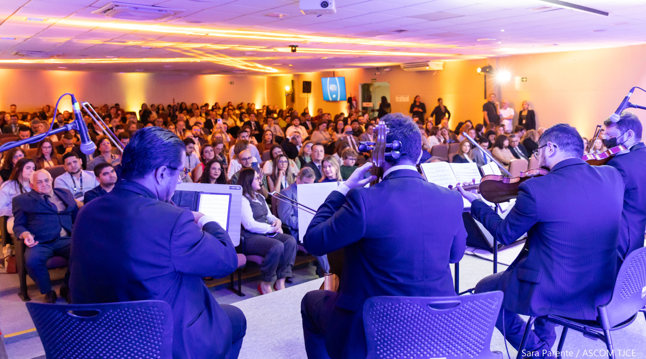 Seminário Internacional marca celebração dos 40 anos da Esmec com foco em ciência, direitos humanos e tecnologia