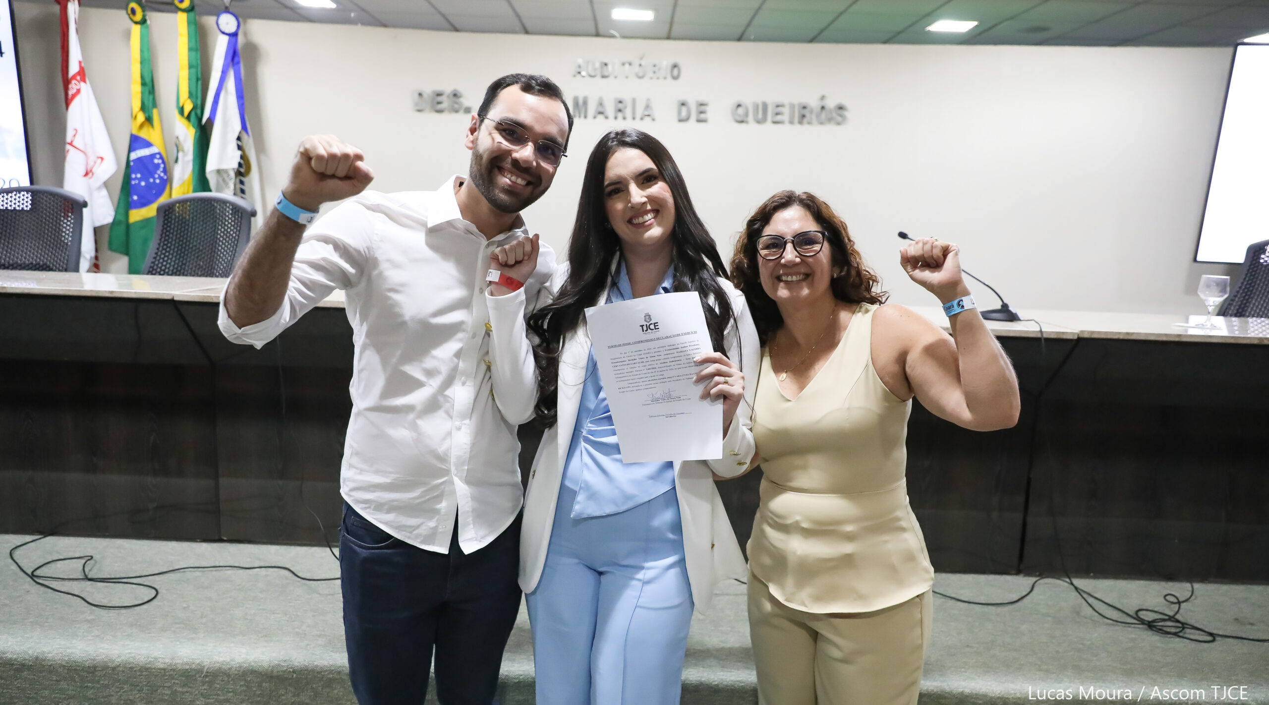 Tribunal de Justiça do Ceará empossa mais de 100 servidoras e servidores em solenidade na Esmec