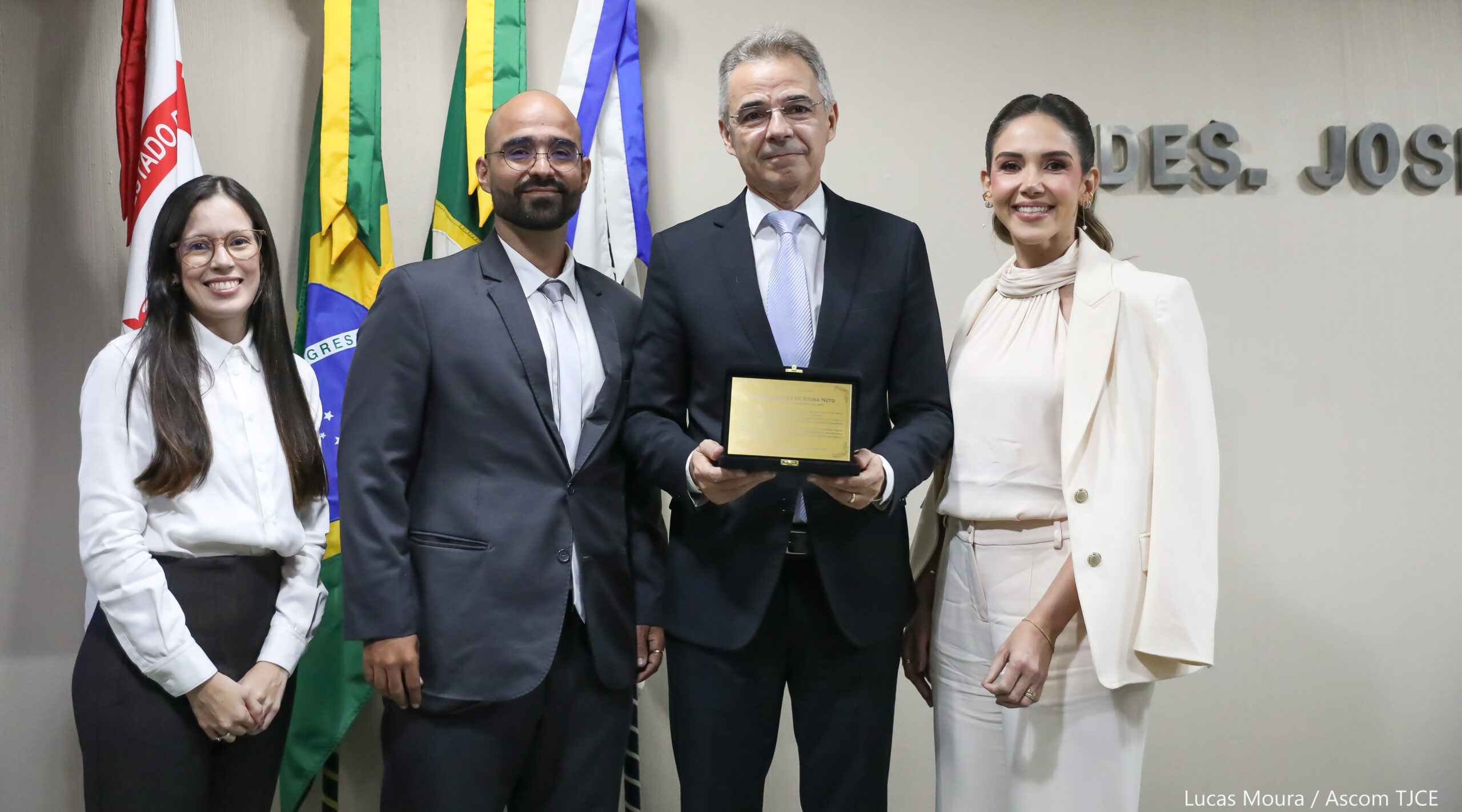 Tribunal de Justiça do Ceará empossa mais de 100 servidoras e servidores em solenidade na Esmec