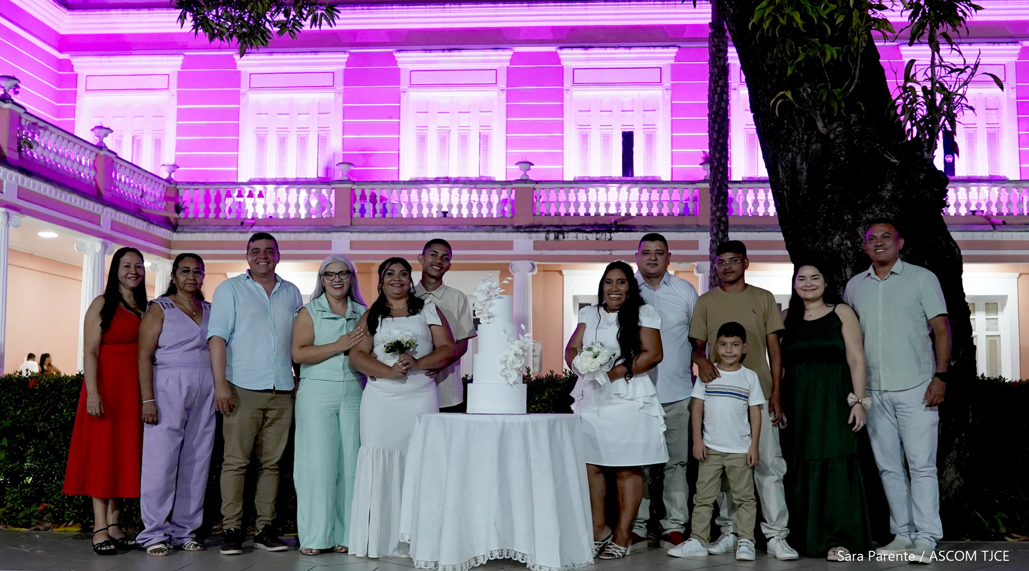 Projeto “Celebração Coletiva do Amor”: Parceria entre TJCE e UFC promove 27 casamentos em cerimôn... - Foto 74