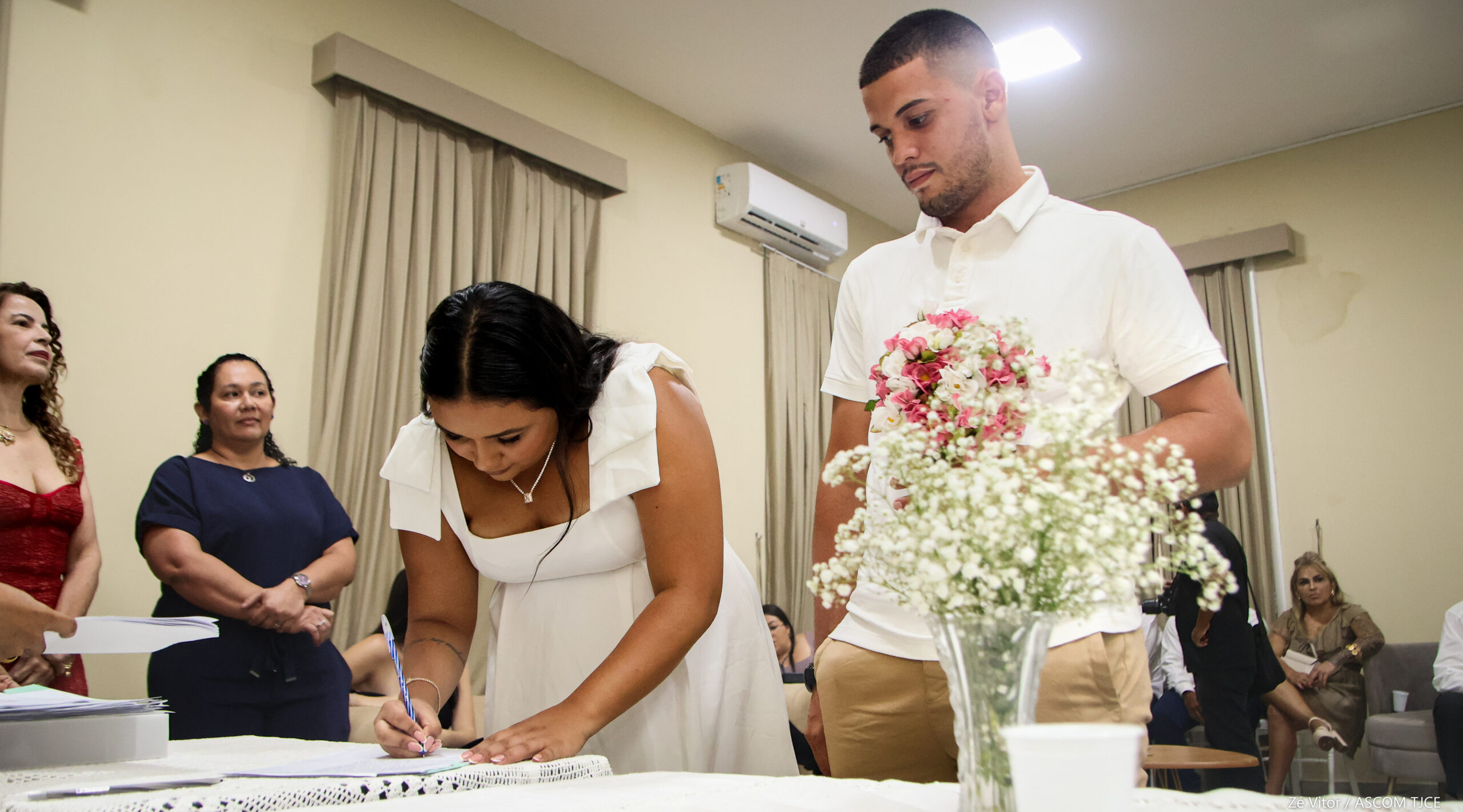 Projeto “Celebração Coletiva do Amor”: Parceria entre TJCE e UFC promove 27 casamentos em cerimôn... - Foto 169