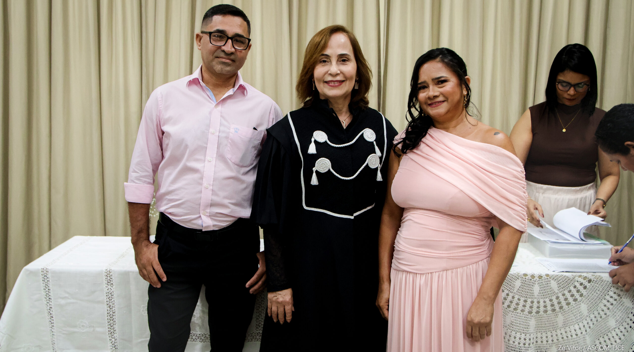 Projeto “Celebração Coletiva do Amor”: Parceria entre TJCE e UFC promove 27 casamentos em cerimôn... - Foto 181