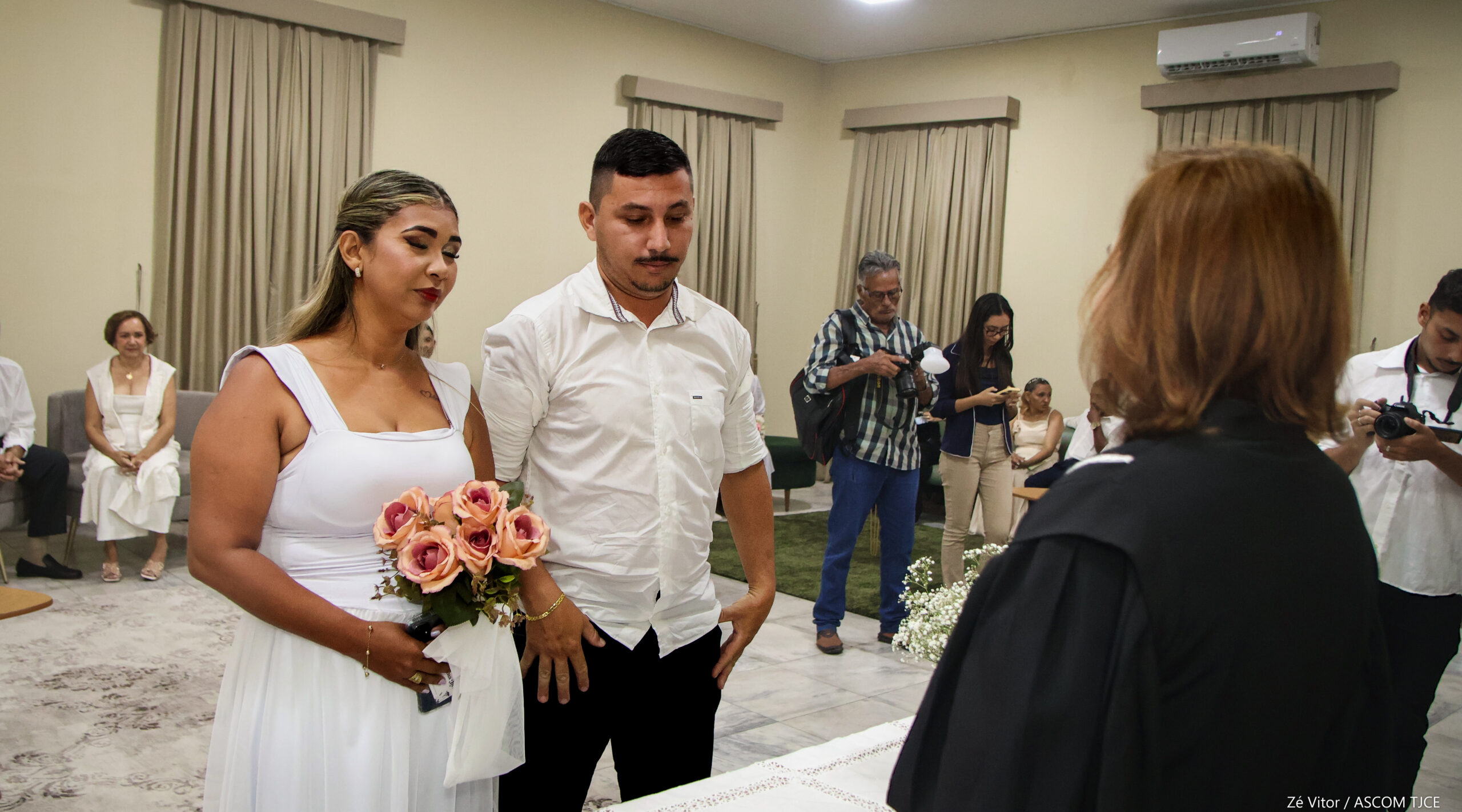 Projeto “Celebração Coletiva do Amor”: Parceria entre TJCE e UFC promove 27 casamentos em cerimôn... - Foto 192